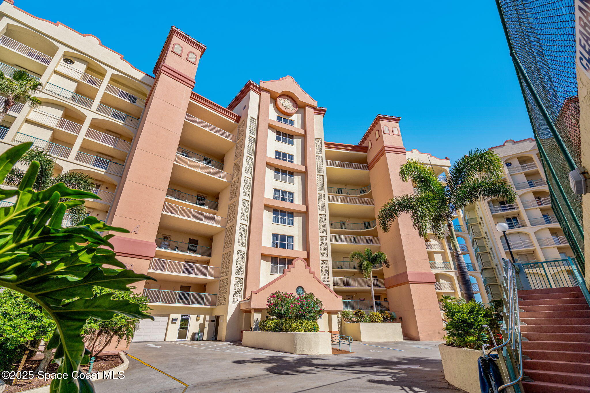 100 Riverside Drive 405