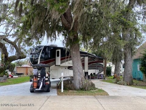 2591 Frontier Drive 327 Titusville FL 32796