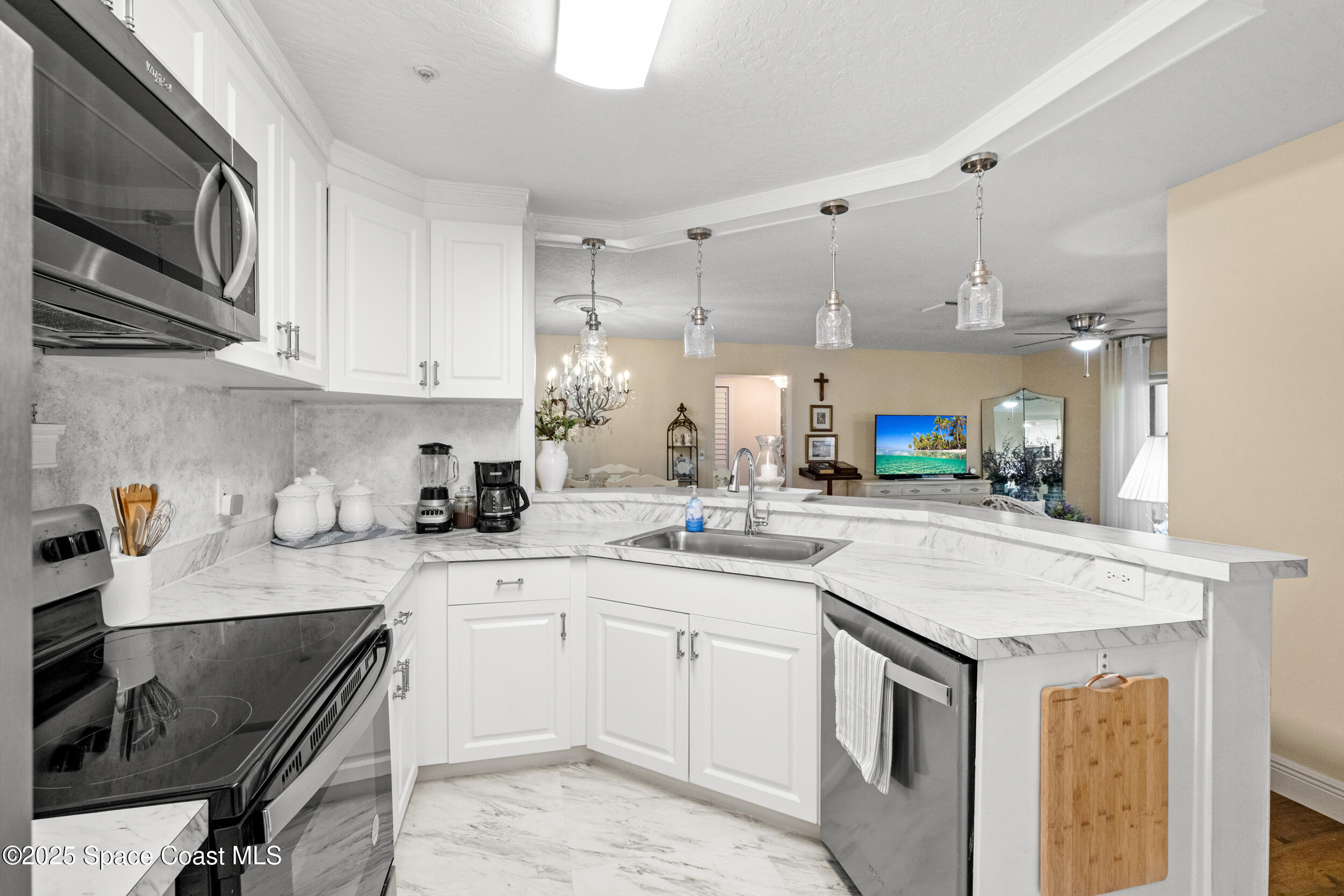 7667 N Wickham Road 302