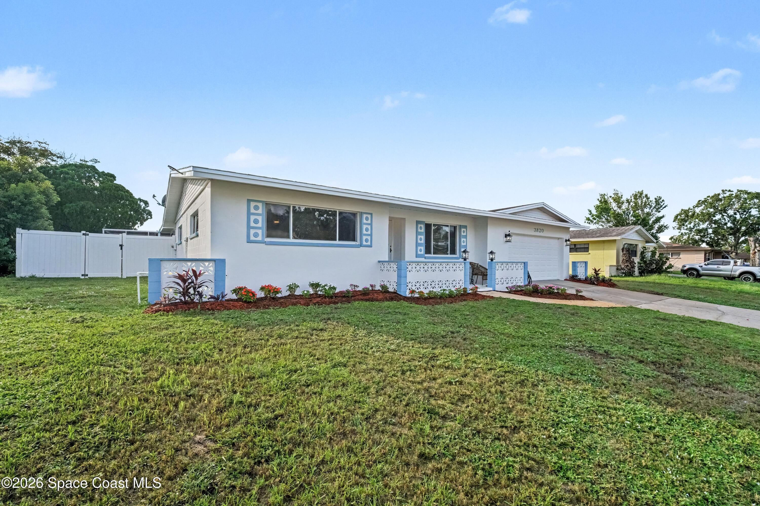3820 Valley Lane