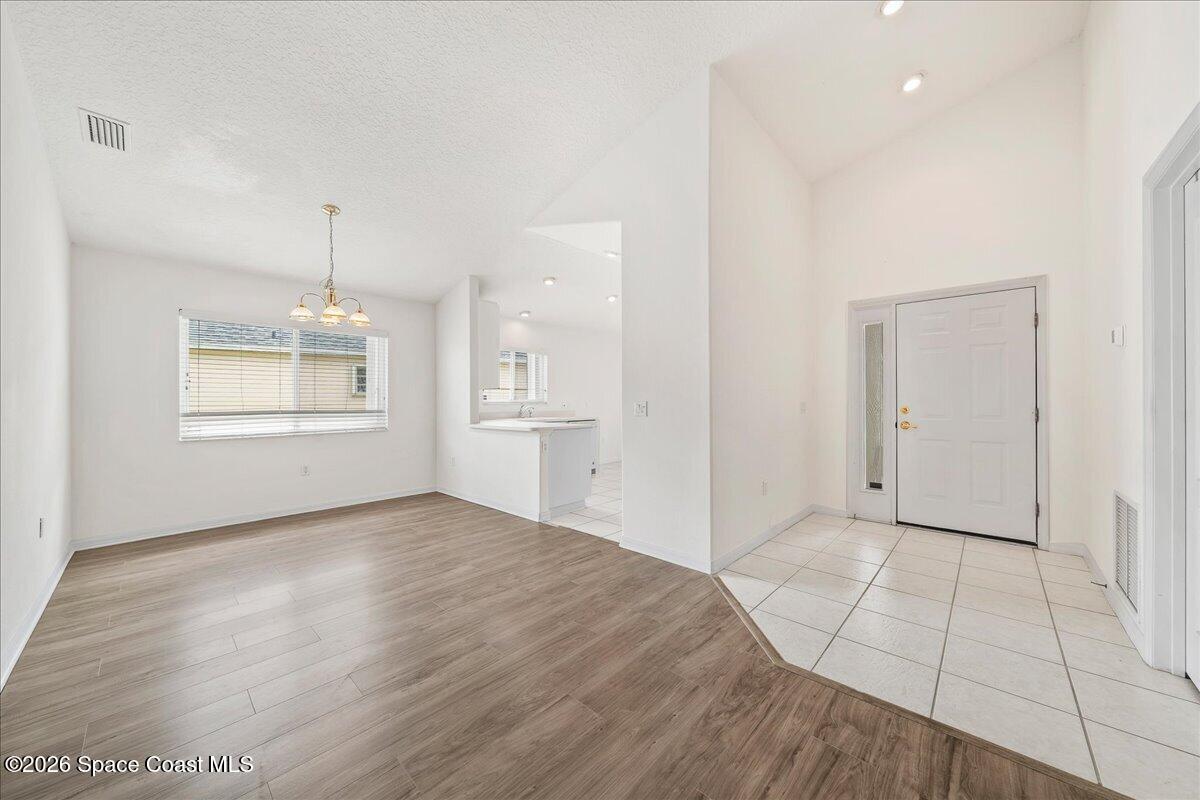 881 Indian Oaks Drive