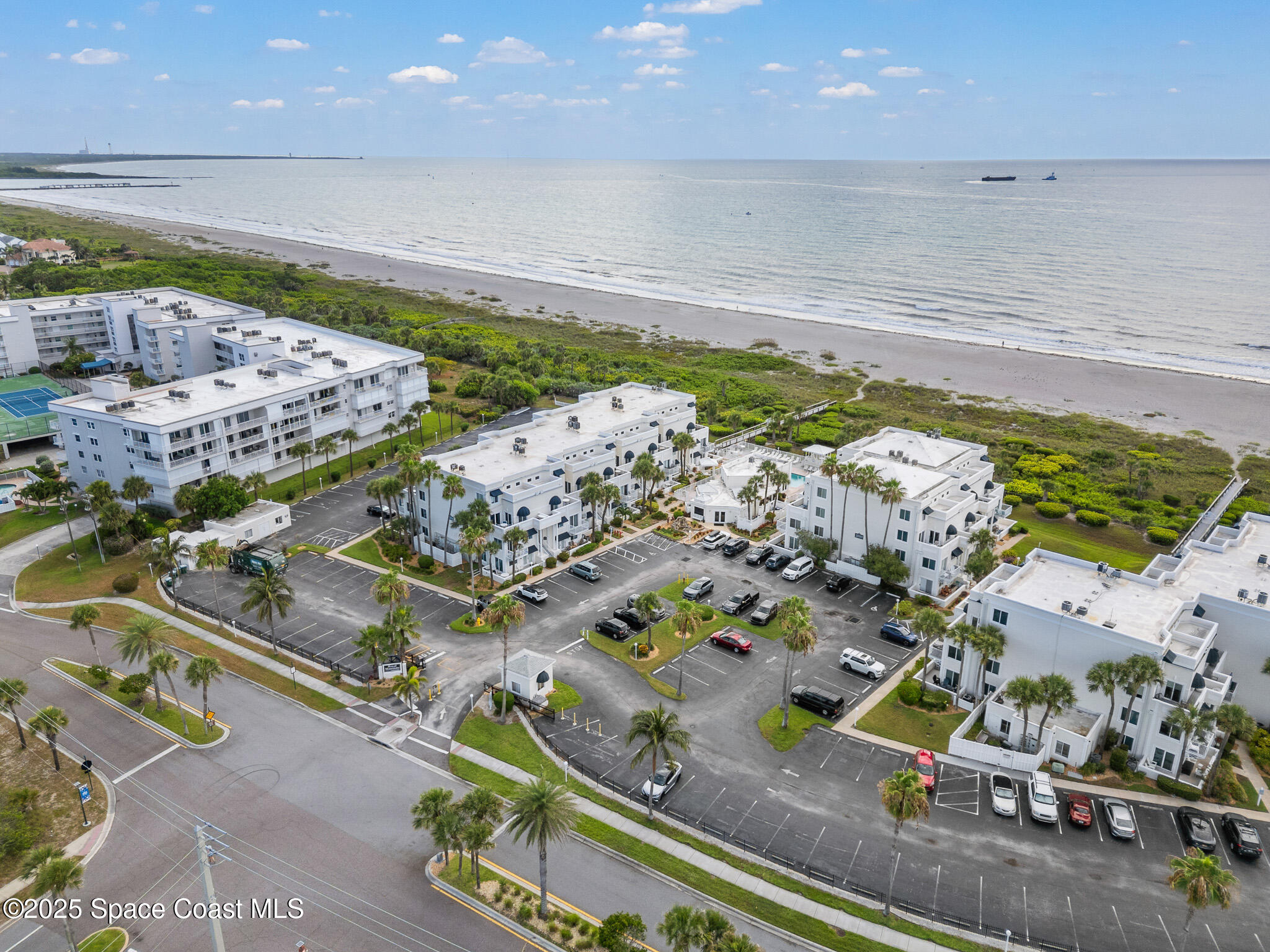 8600 Ridgewood Avenue 1308