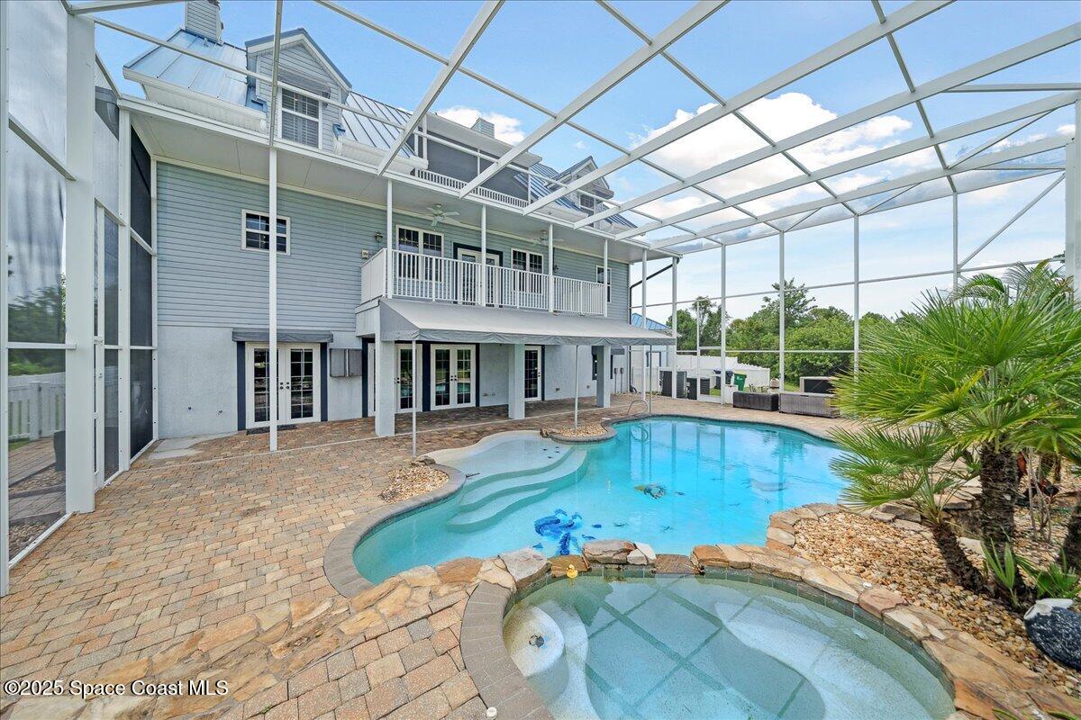 3824 Luxury Lane