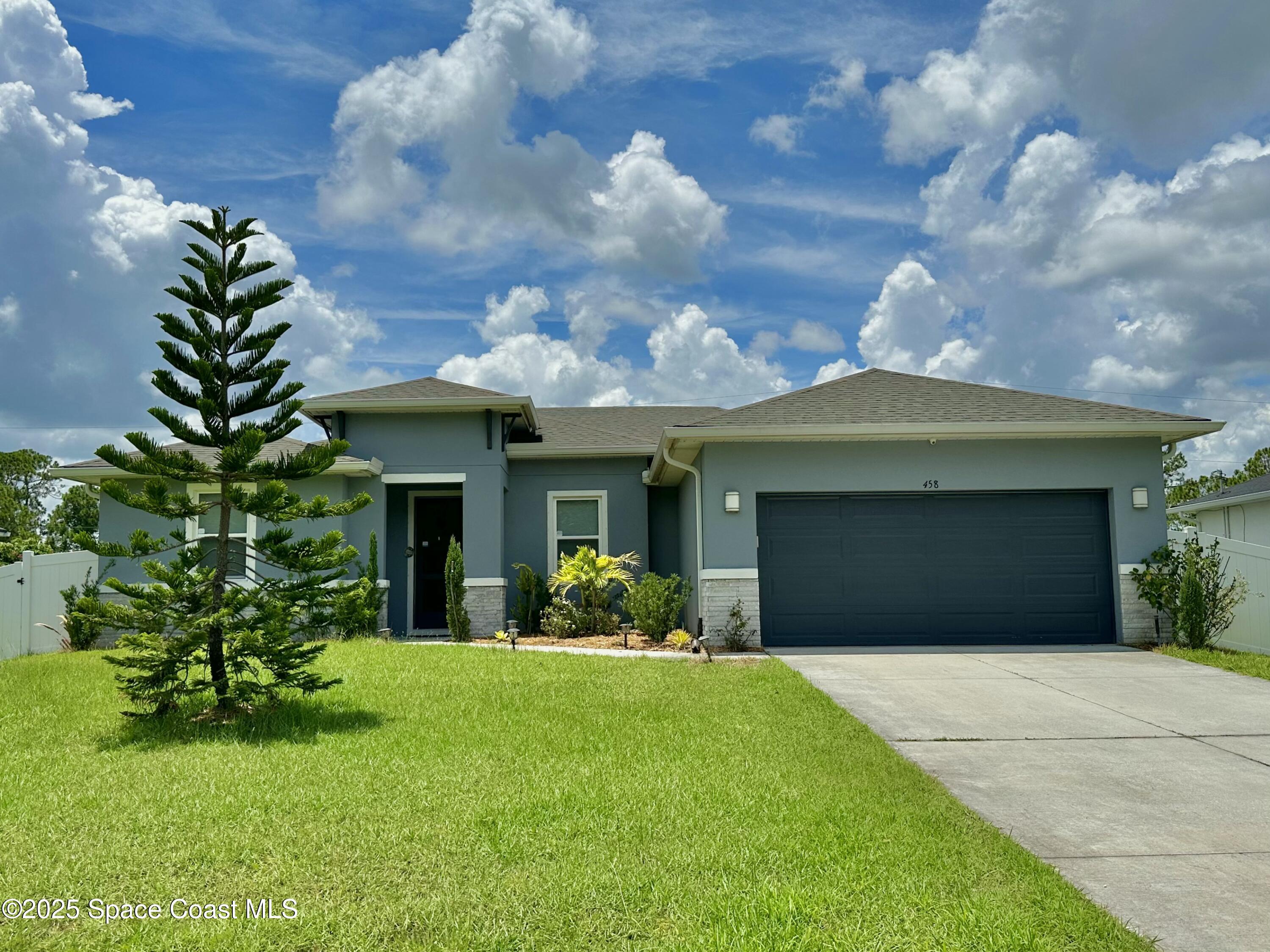 458 Saragassa Avenue SW