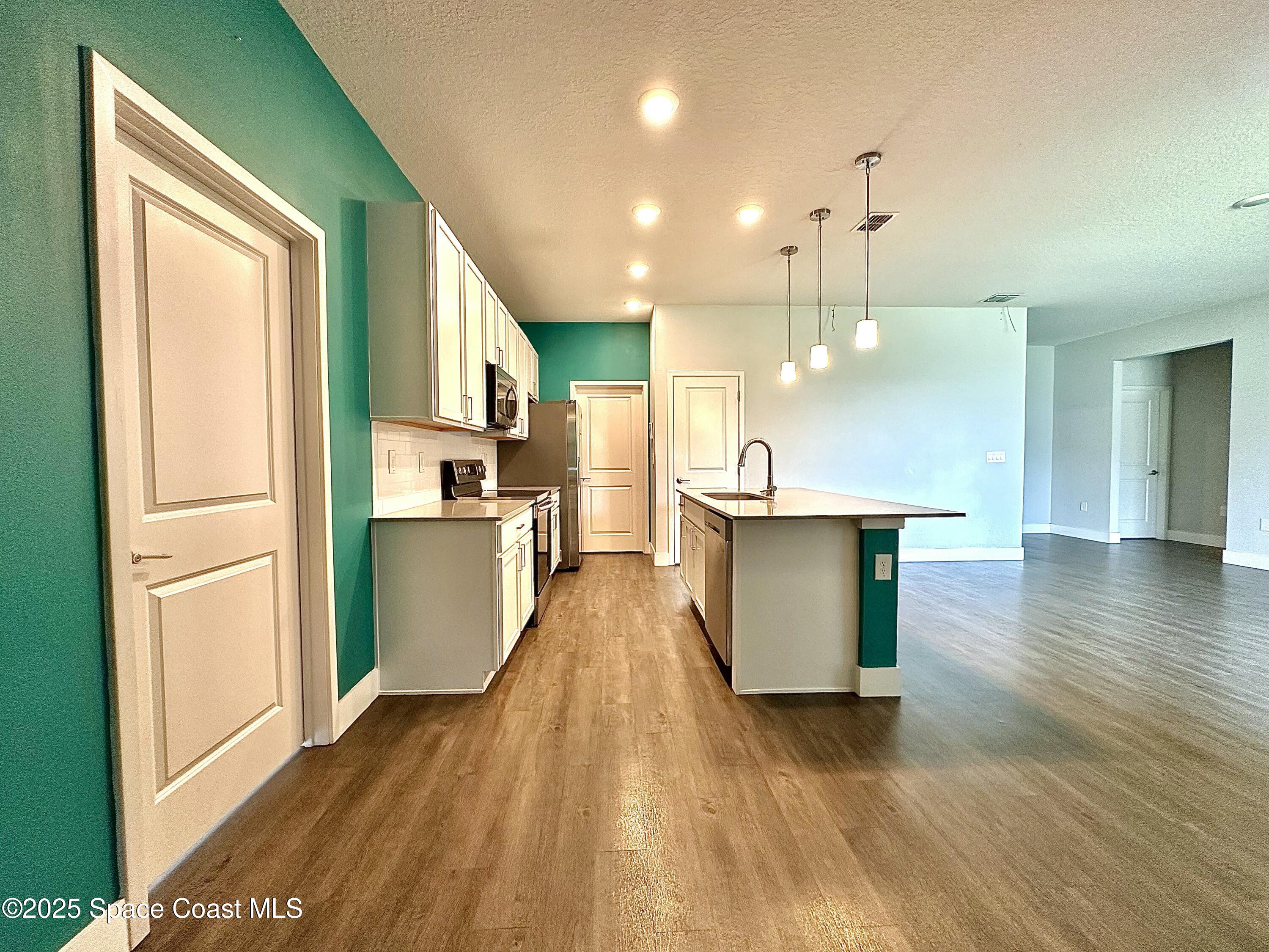 458 Saragassa Avenue SW