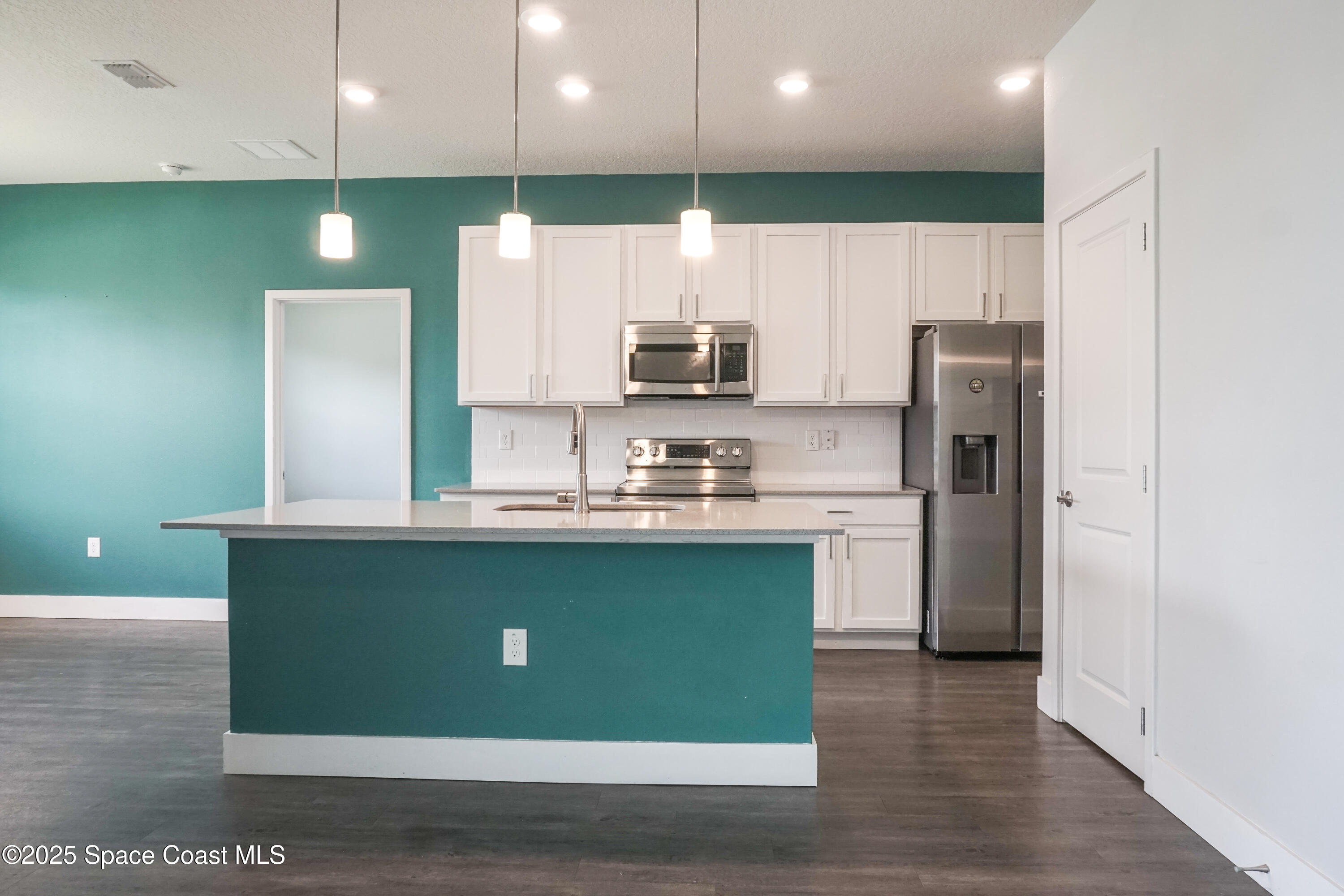 458 Saragassa Avenue SW