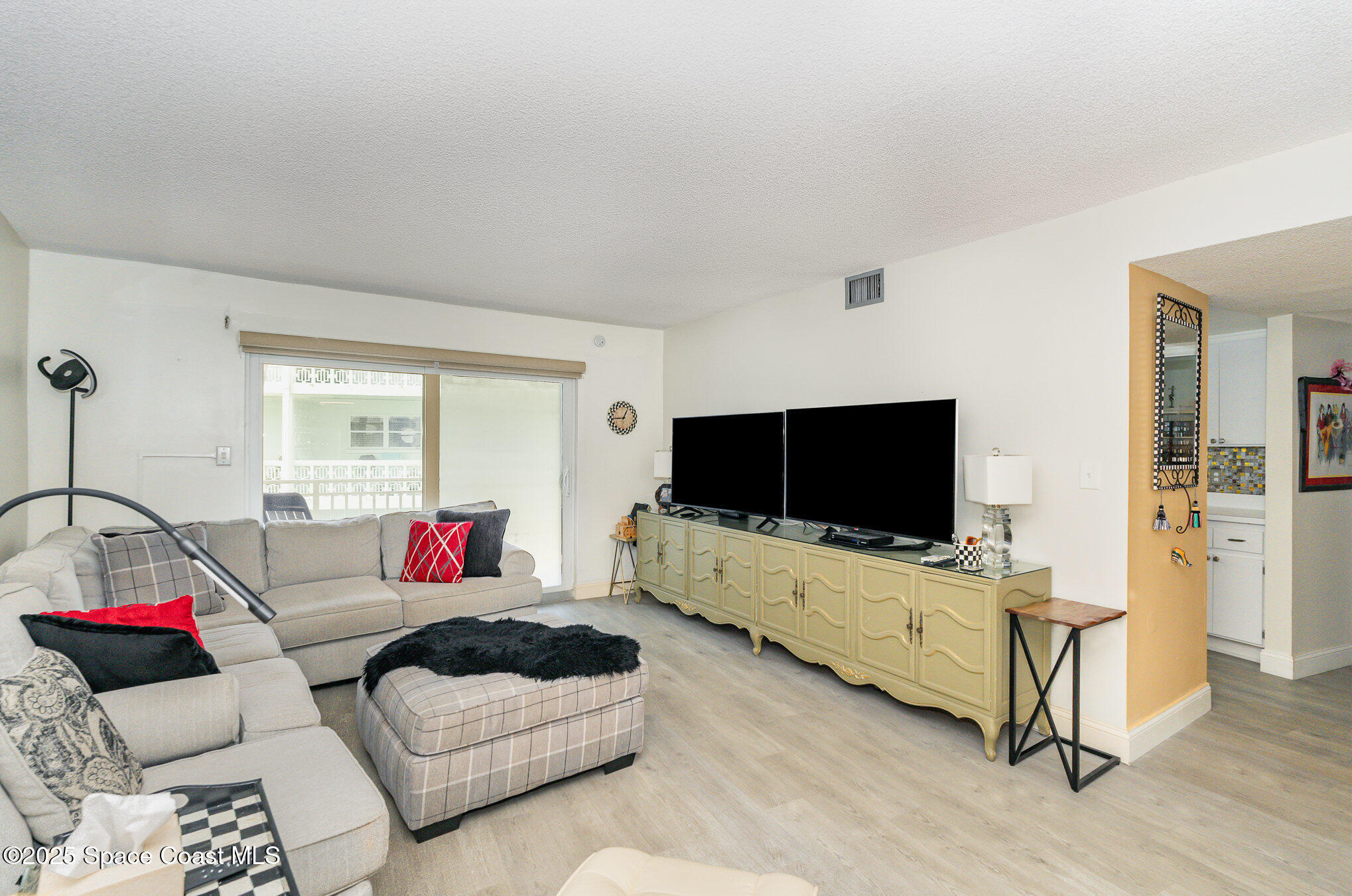 4850 Ocean Beach Boulevard 208