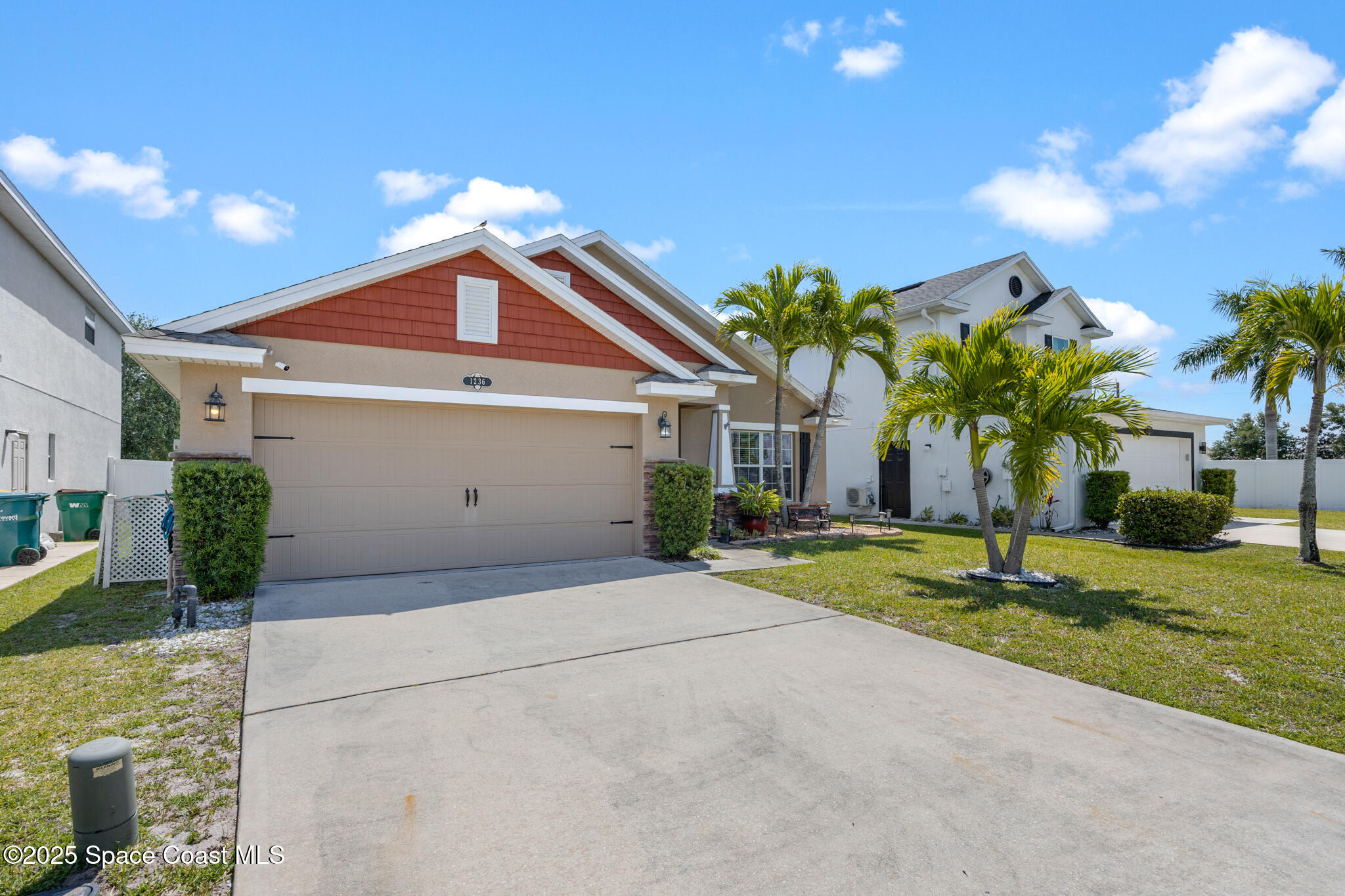 1236 Alaqua Way