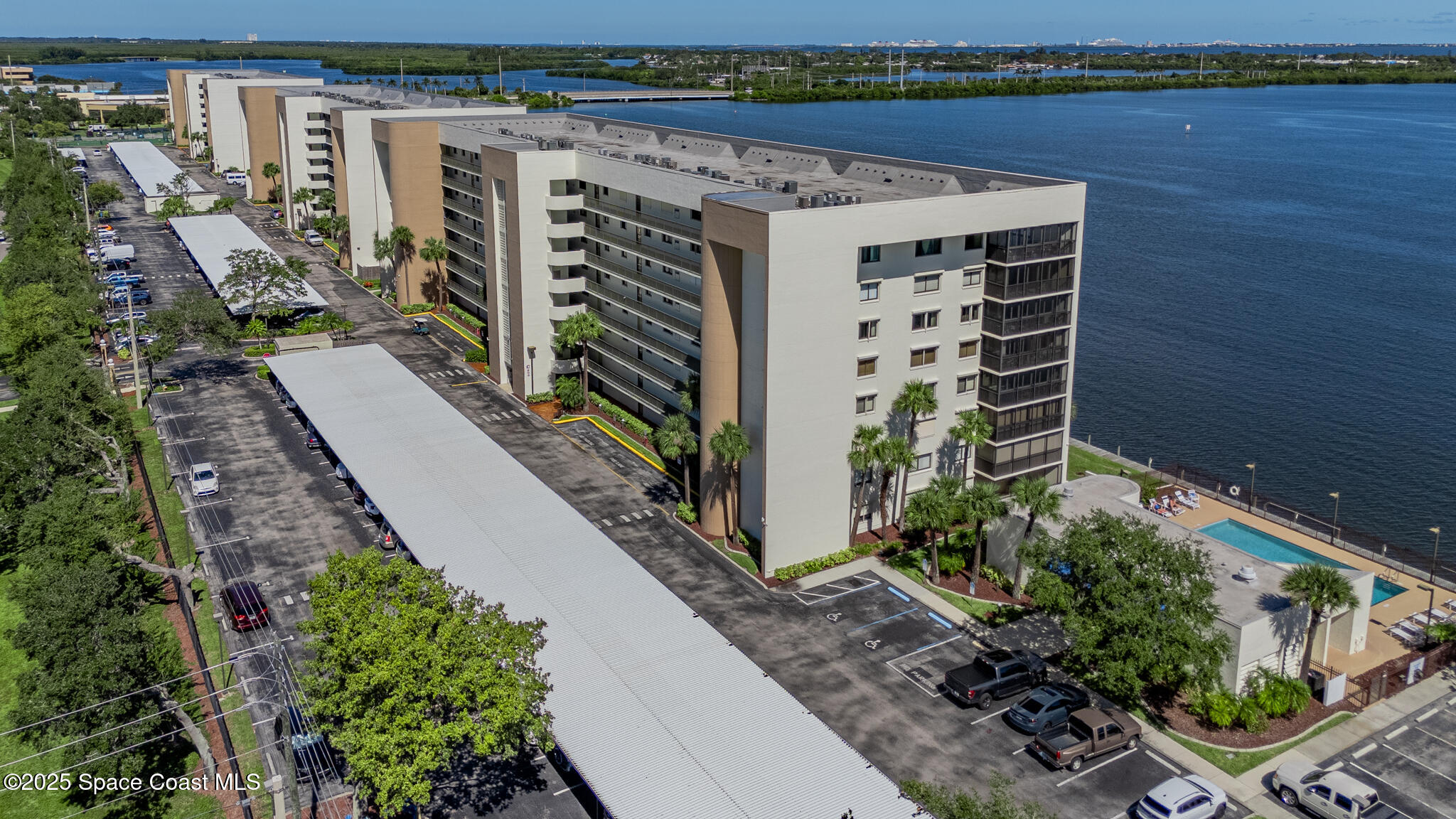300 S Sykes Creek Parkway 707