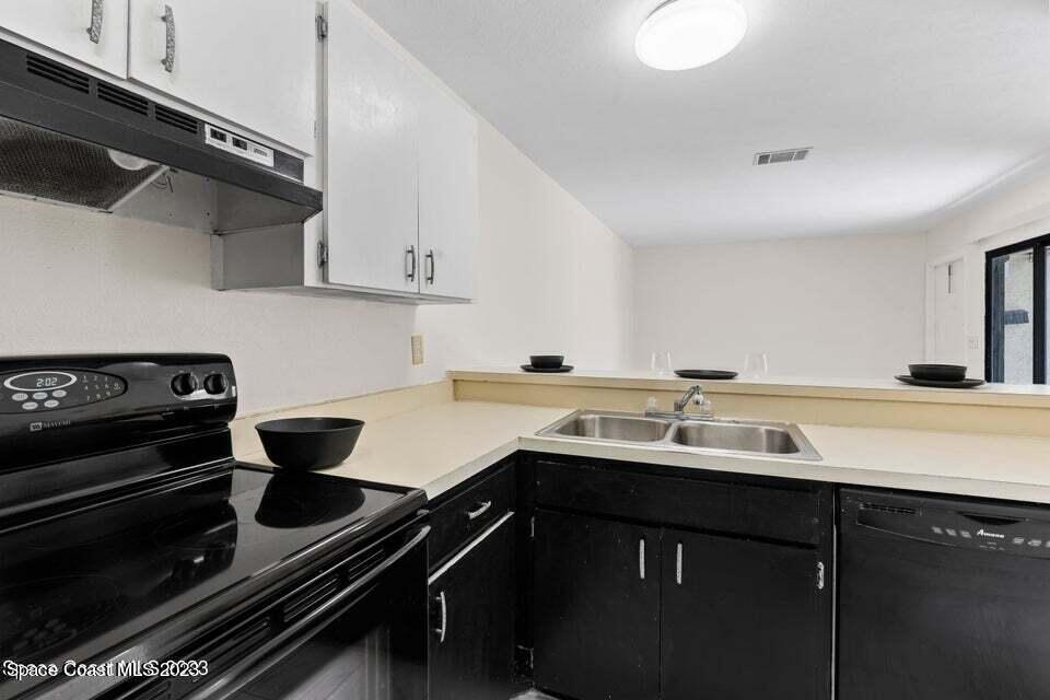 1411 Sheafe Avenue NE 102