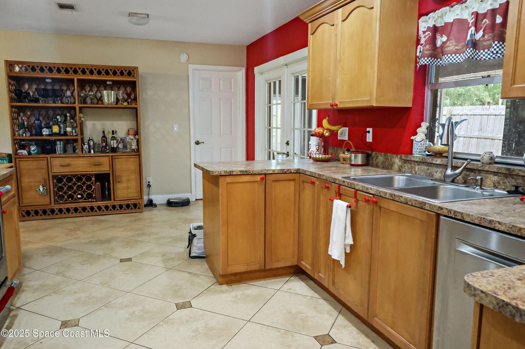 Photo of 686 Joy St Street, Sebastian, FL 32958 (MLS # 1048907)