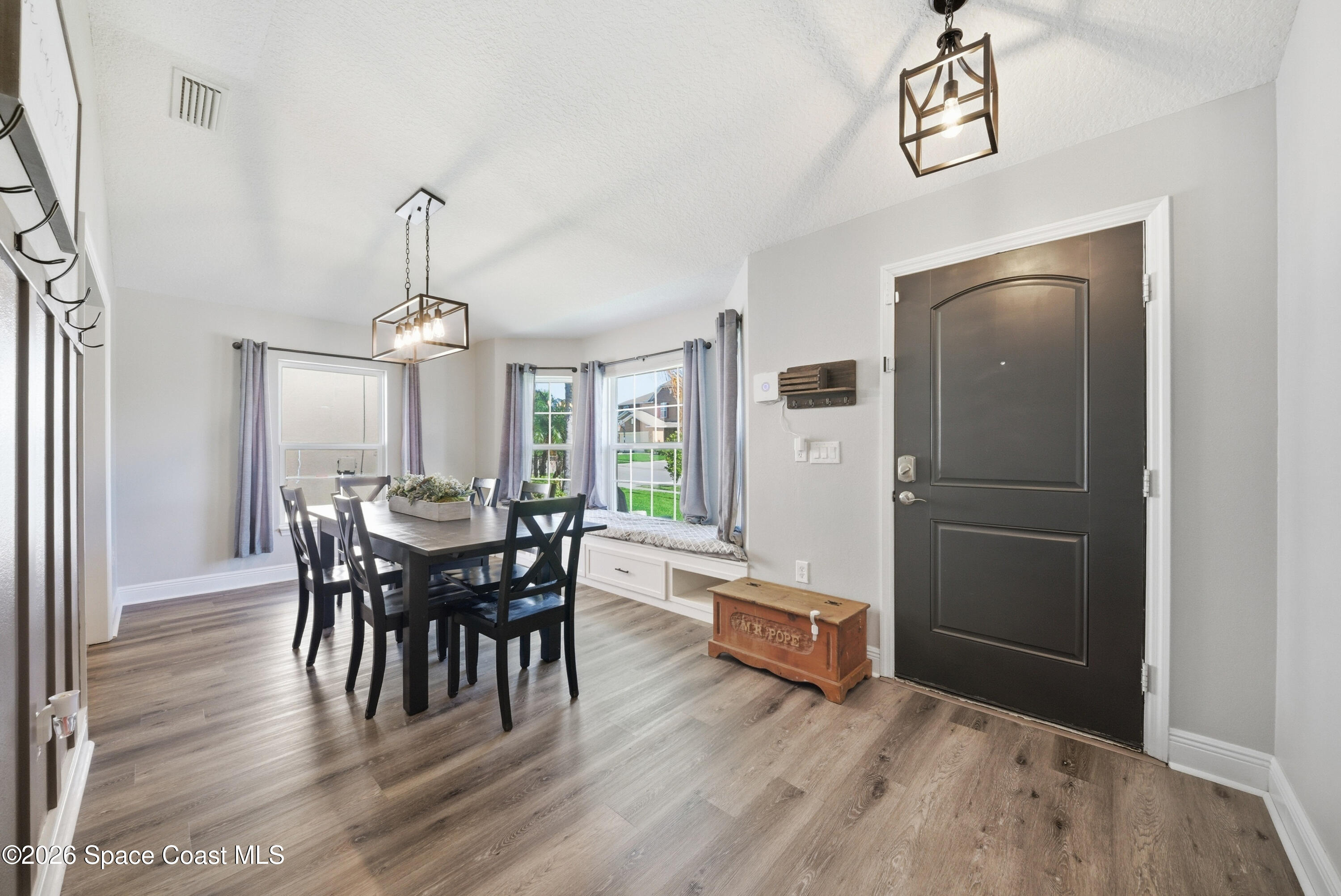 934 Breakaway Trail