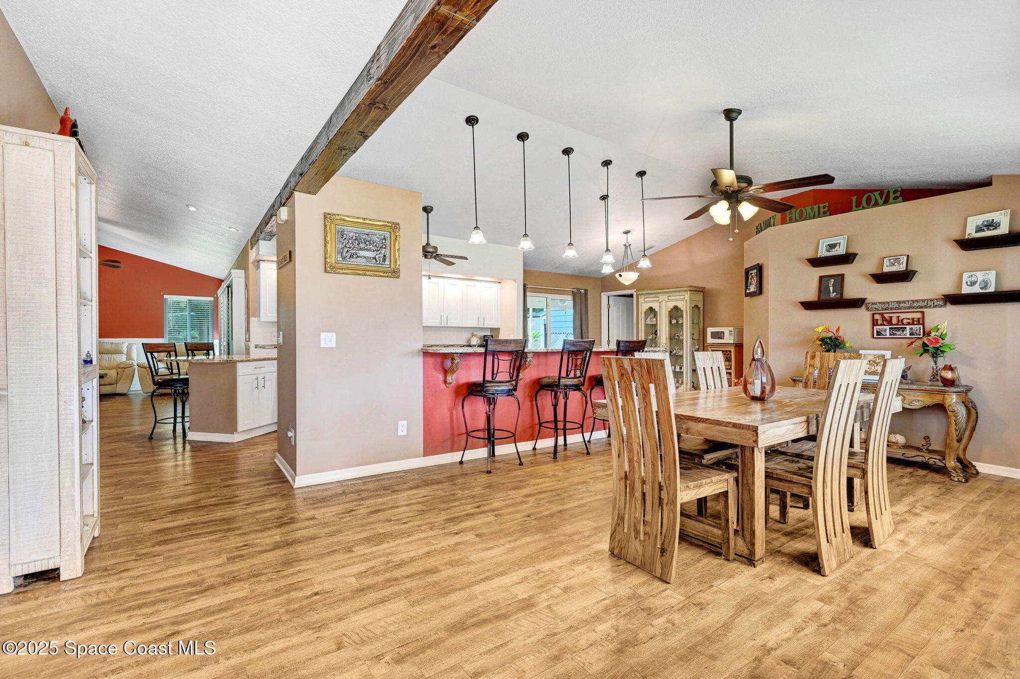 1507 Meadowbrook Road NE
