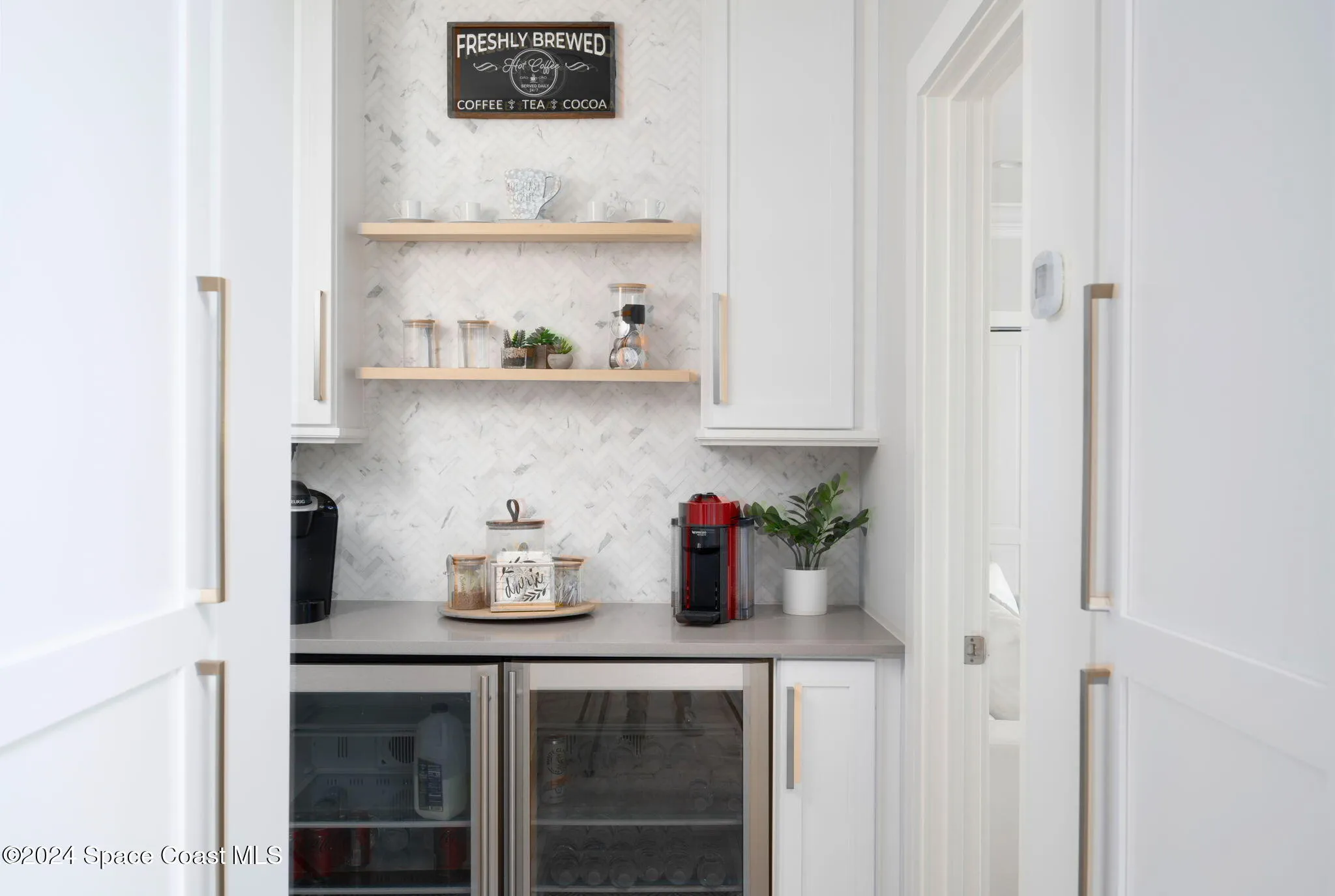 Vero Beach, Florida 32963, United States, 4 Bedrooms Bedrooms, ,5 BathroomsBathrooms,Residential,Active,34350