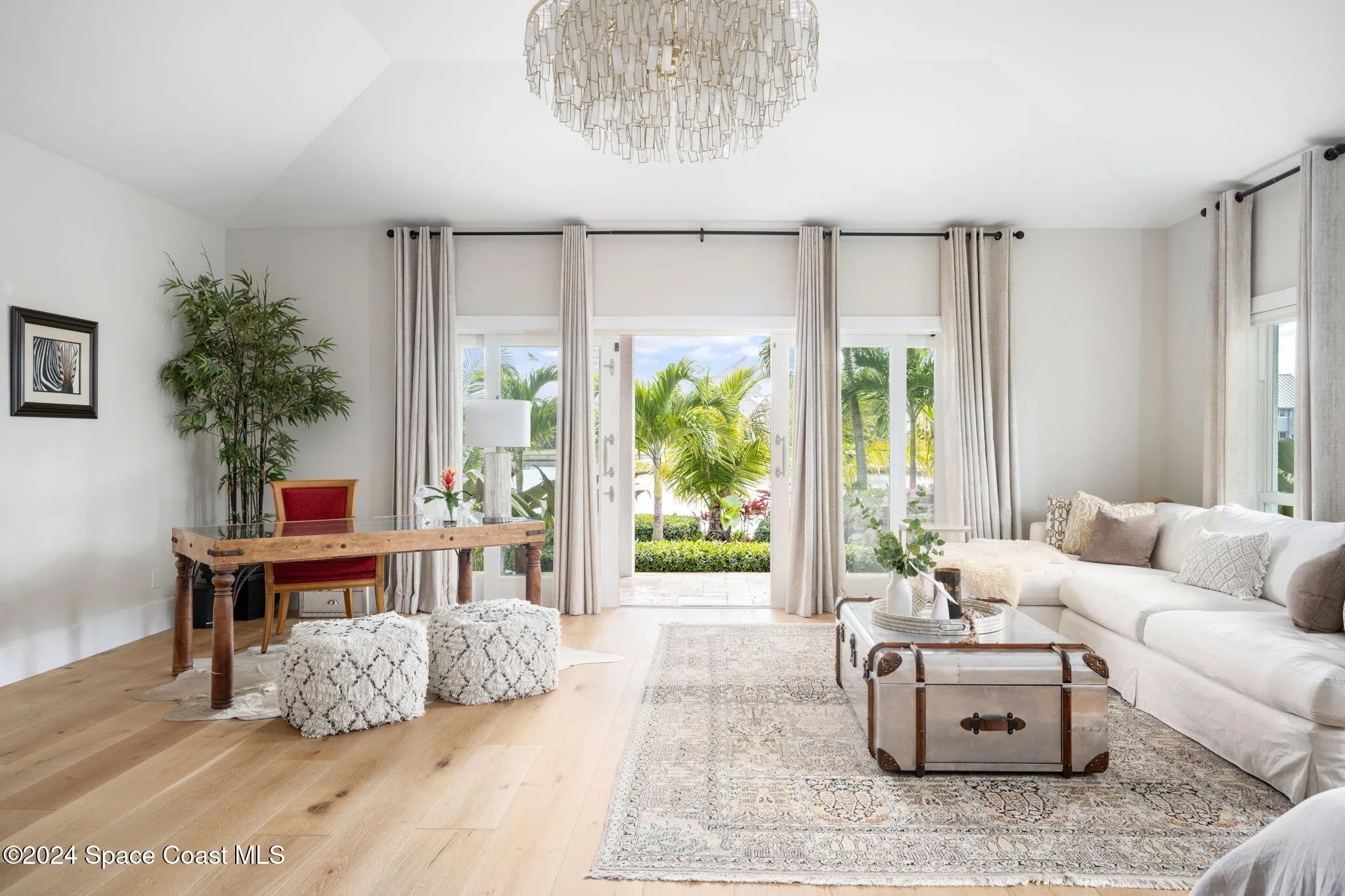 Vero Beach, Florida 32963, United States, 4 Bedrooms Bedrooms, ,5 BathroomsBathrooms,Residential,Active,34350