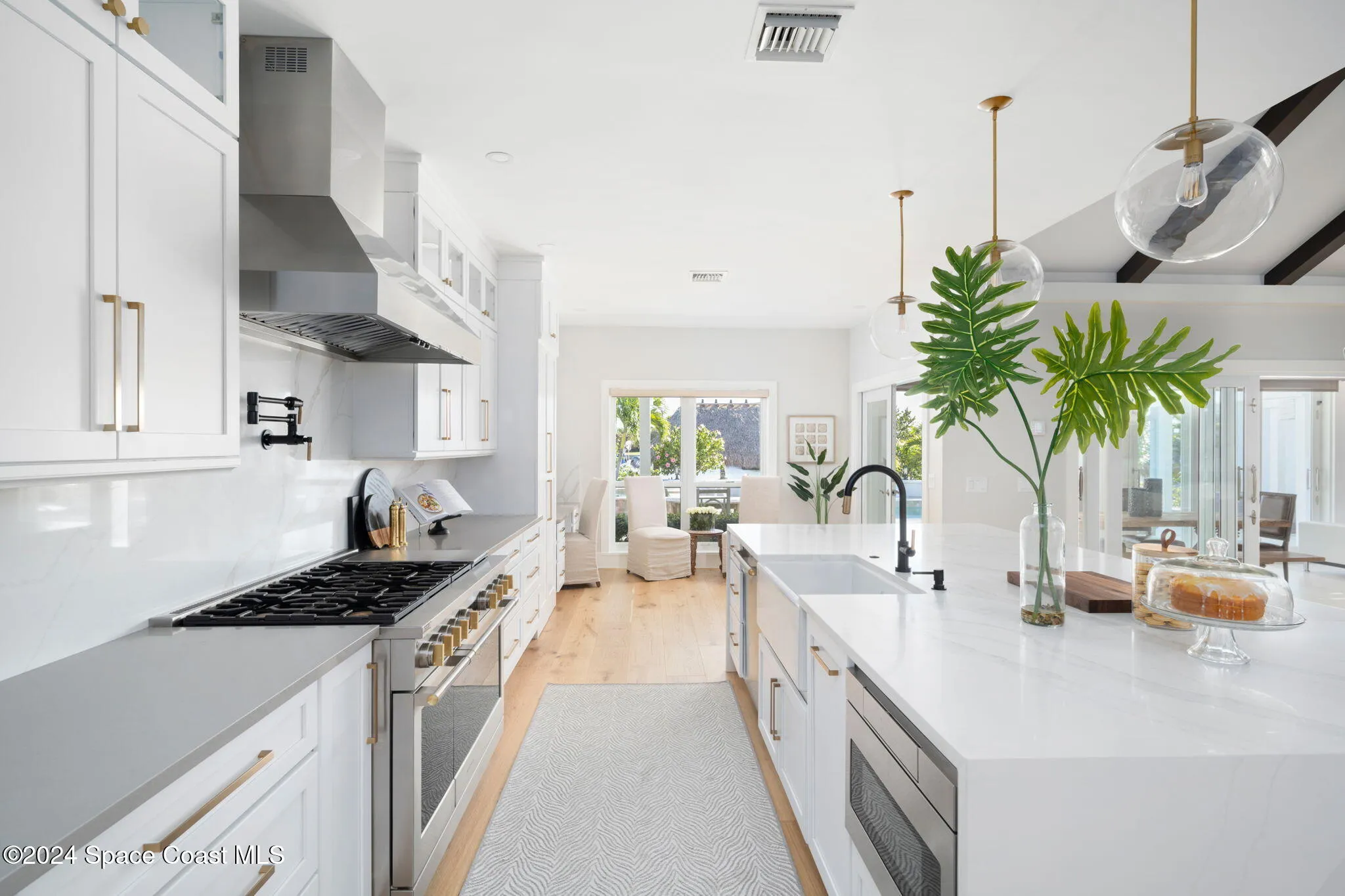 Vero Beach, Florida 32963, United States, 4 Bedrooms Bedrooms, ,5 BathroomsBathrooms,Residential,Active,34350