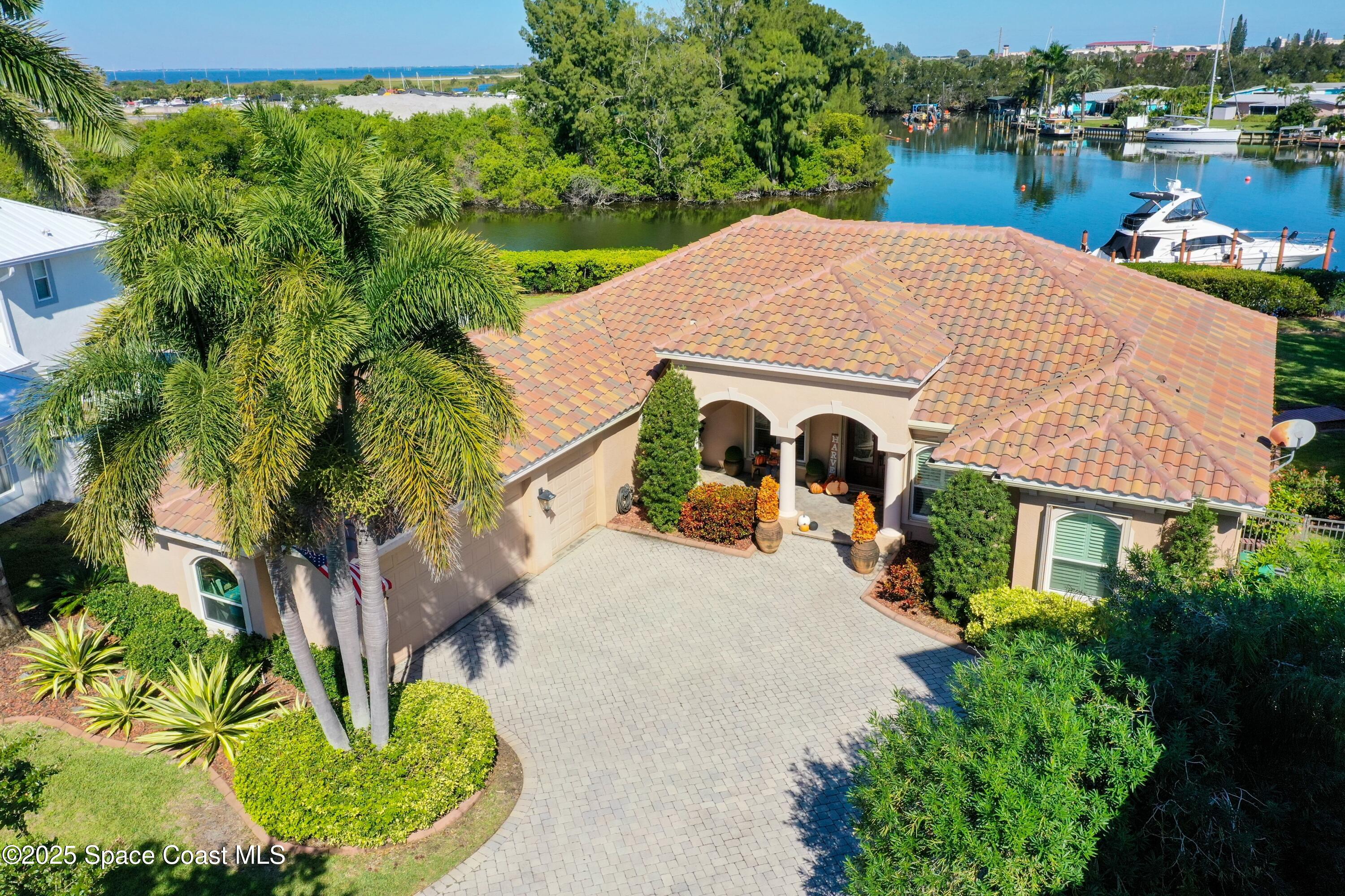 256 Lanternback Island Drive