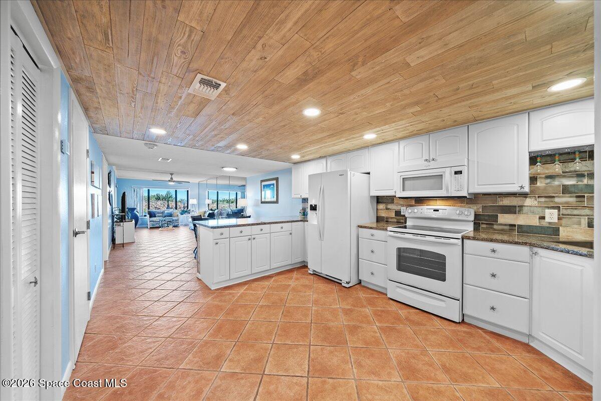 4600 Ocean Beach Boulevard 107