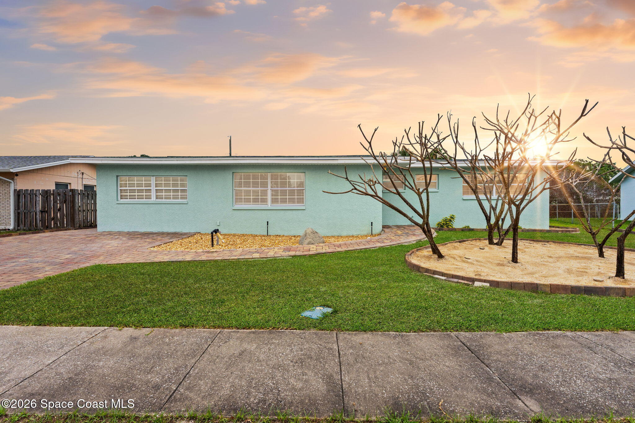 1240 Colby Lane