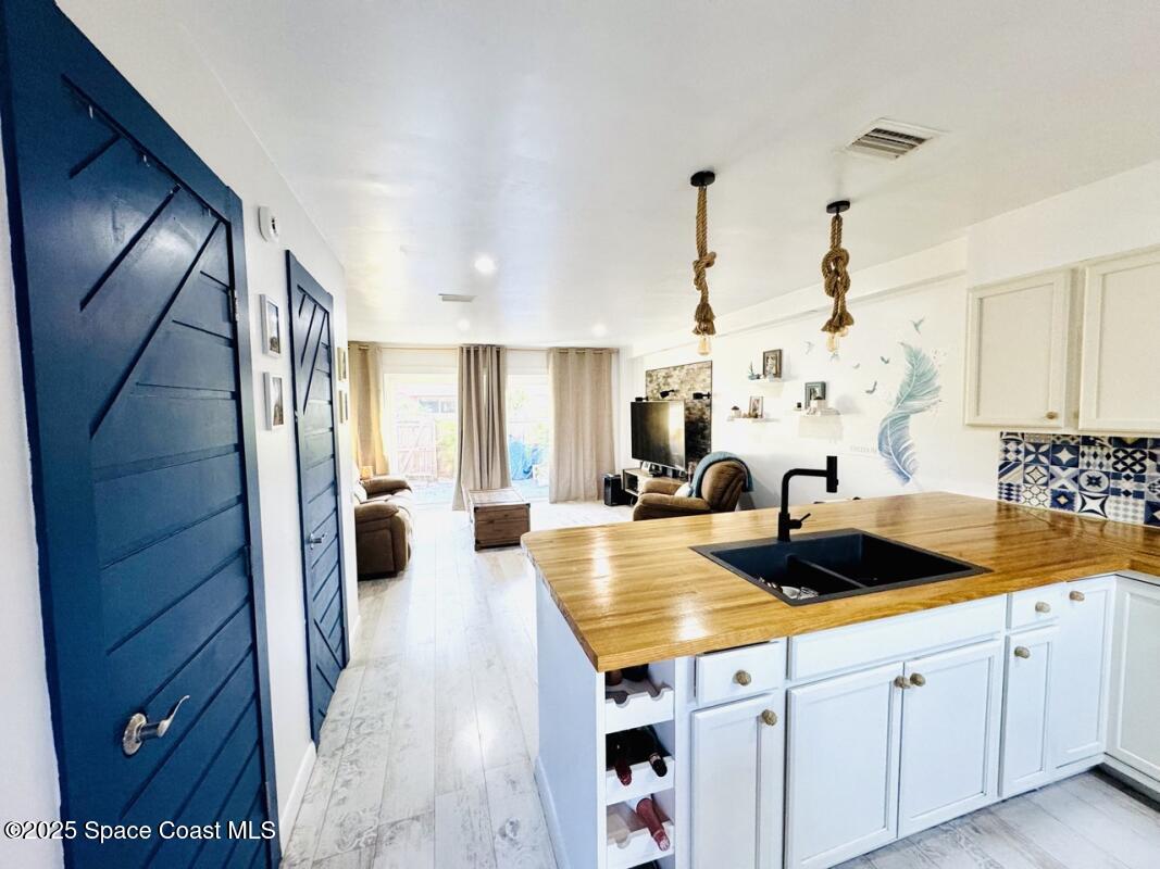 930 S Colonial Court 119