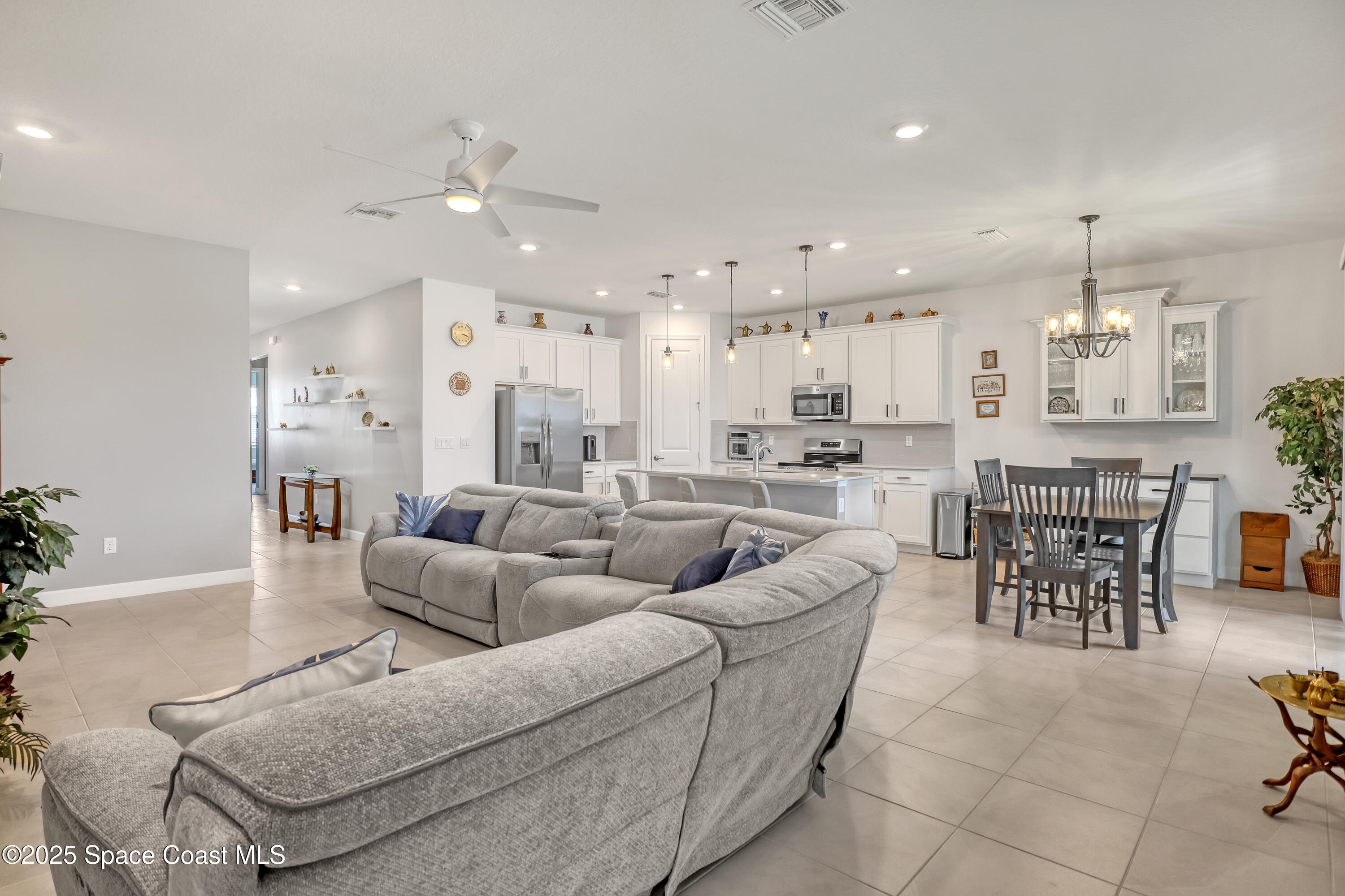 507 Veridian Circle NW