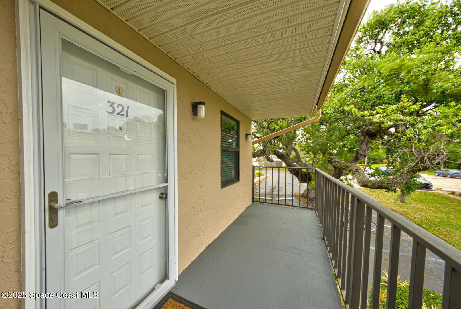 201 International Drive 321