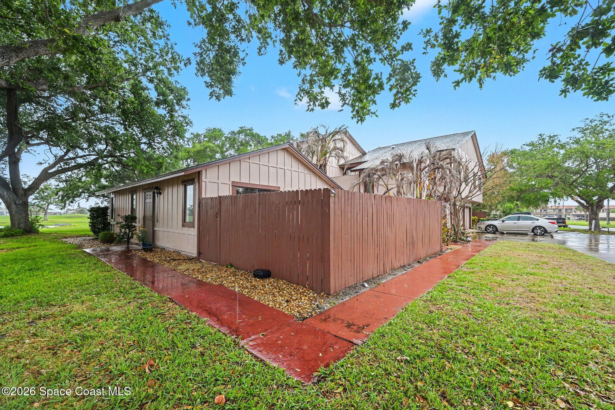 5 Fairway Drive 5