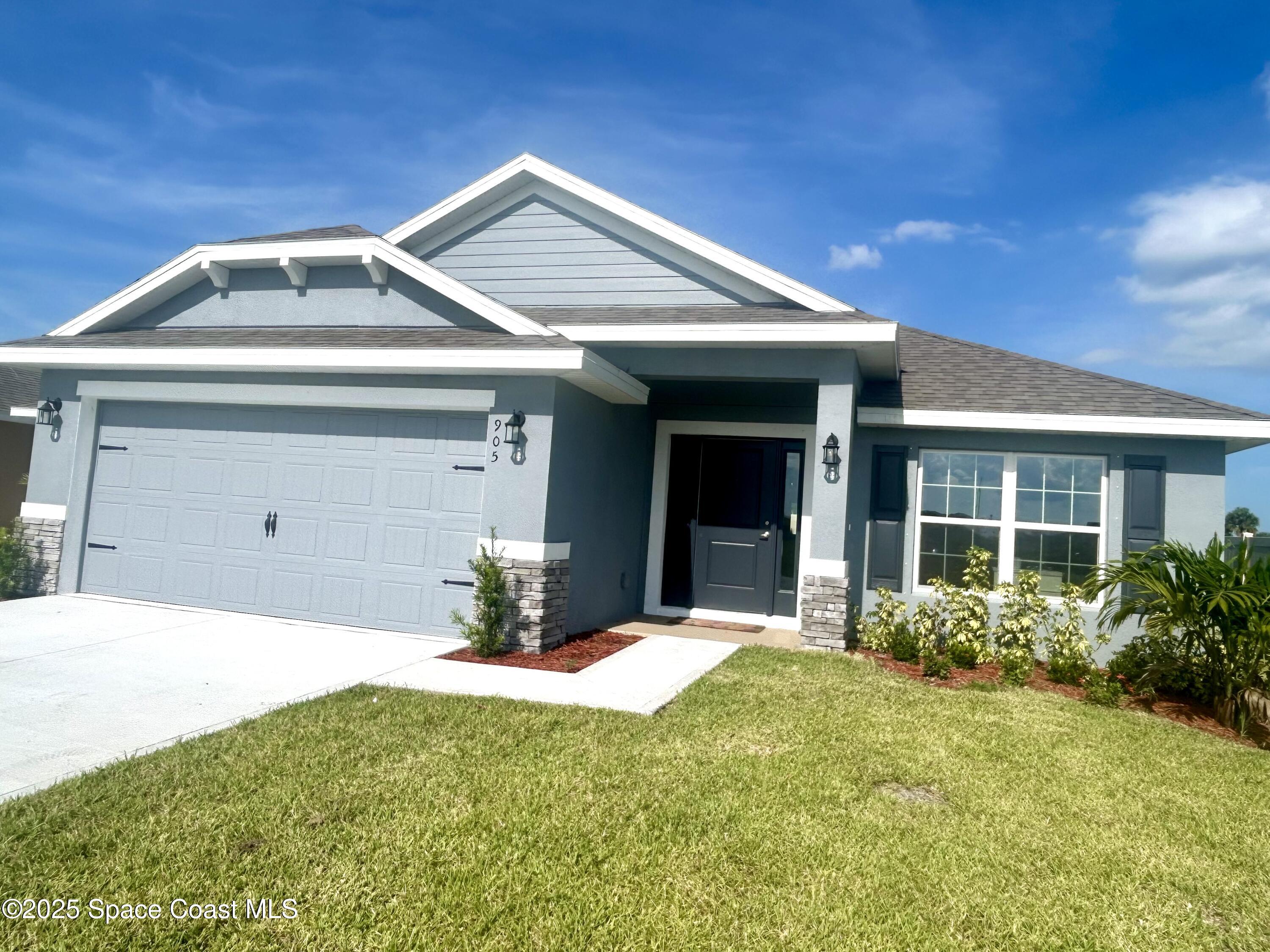 1225 Kylar Drive NE