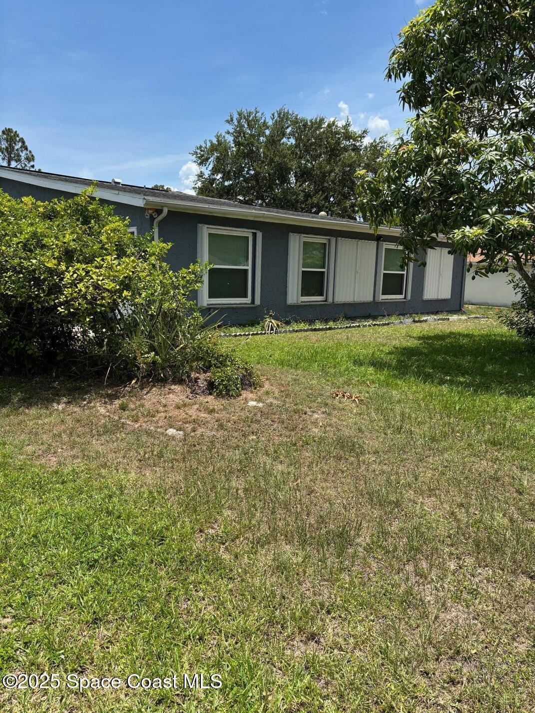 147 Emerson Drive NW