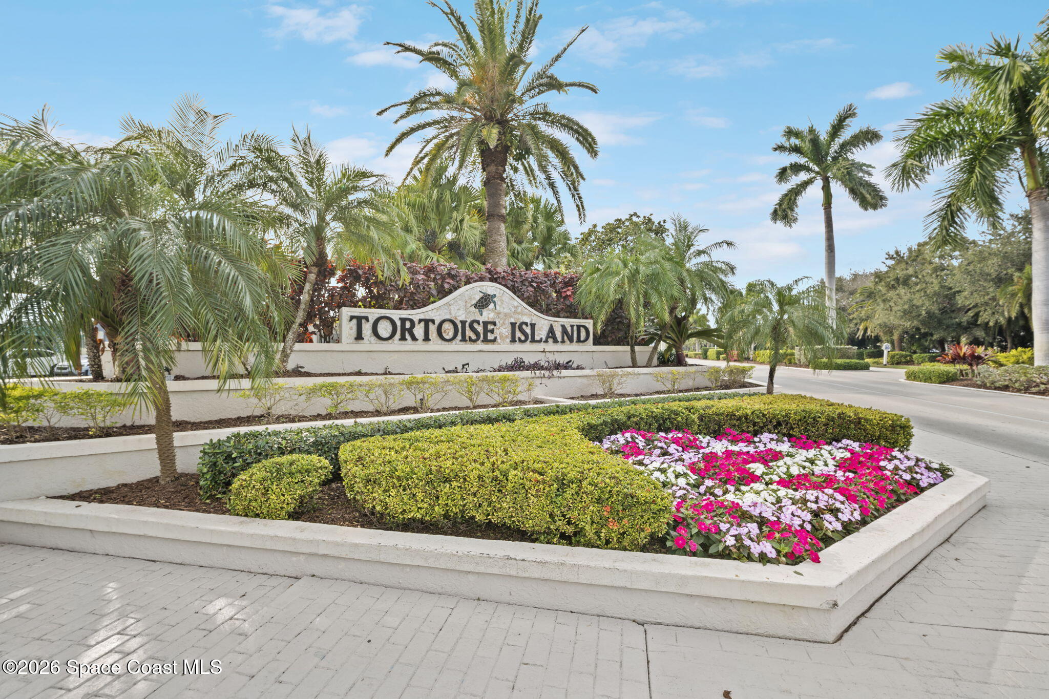 250 Lanternback Island Drive