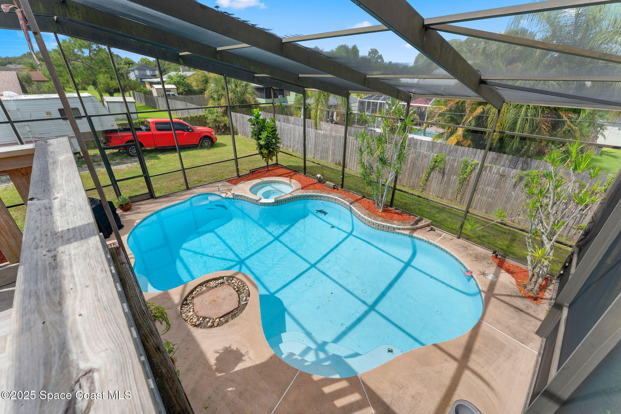 1060 Mina Avenue NE