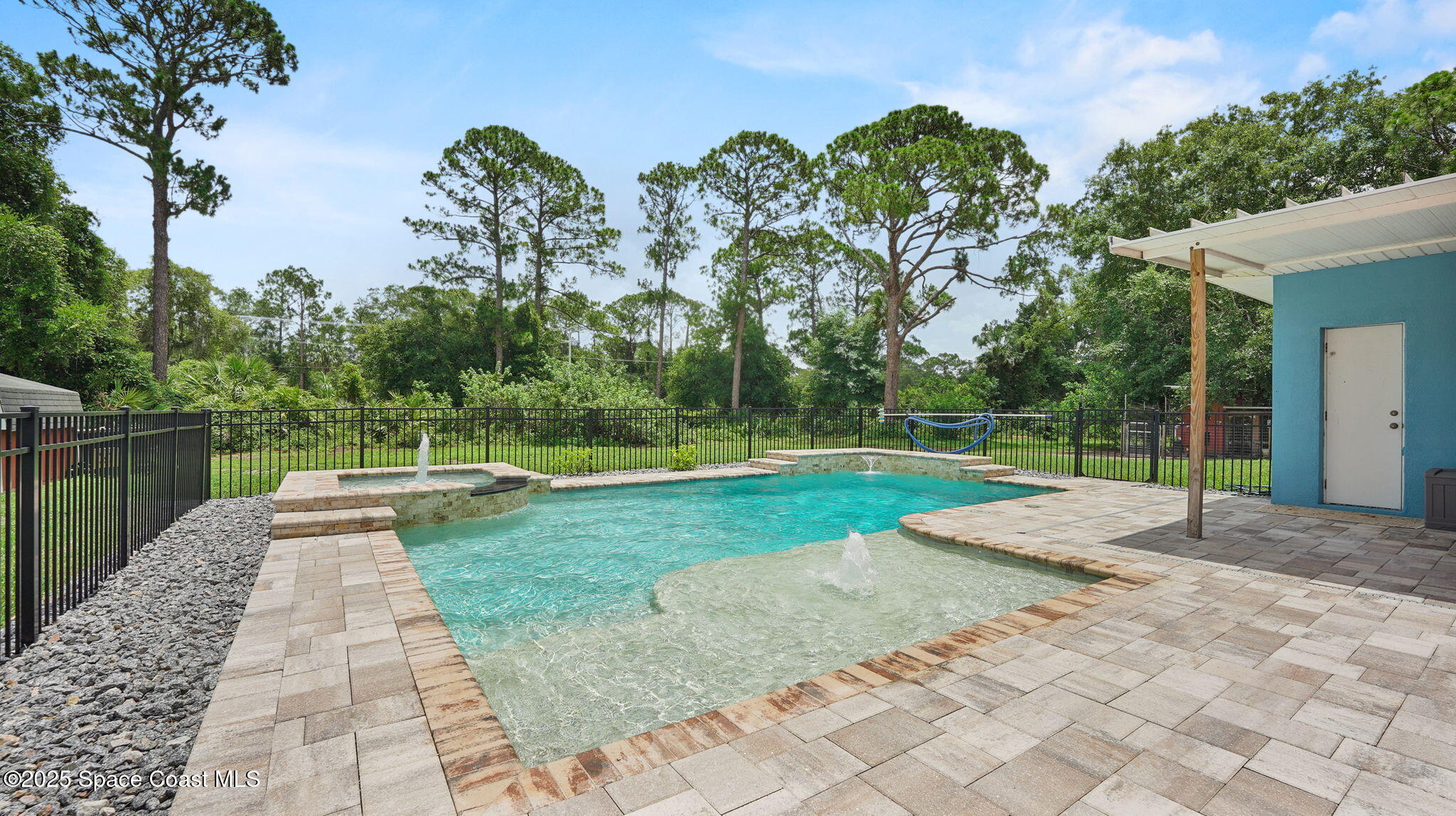 4329 Hunter Road
