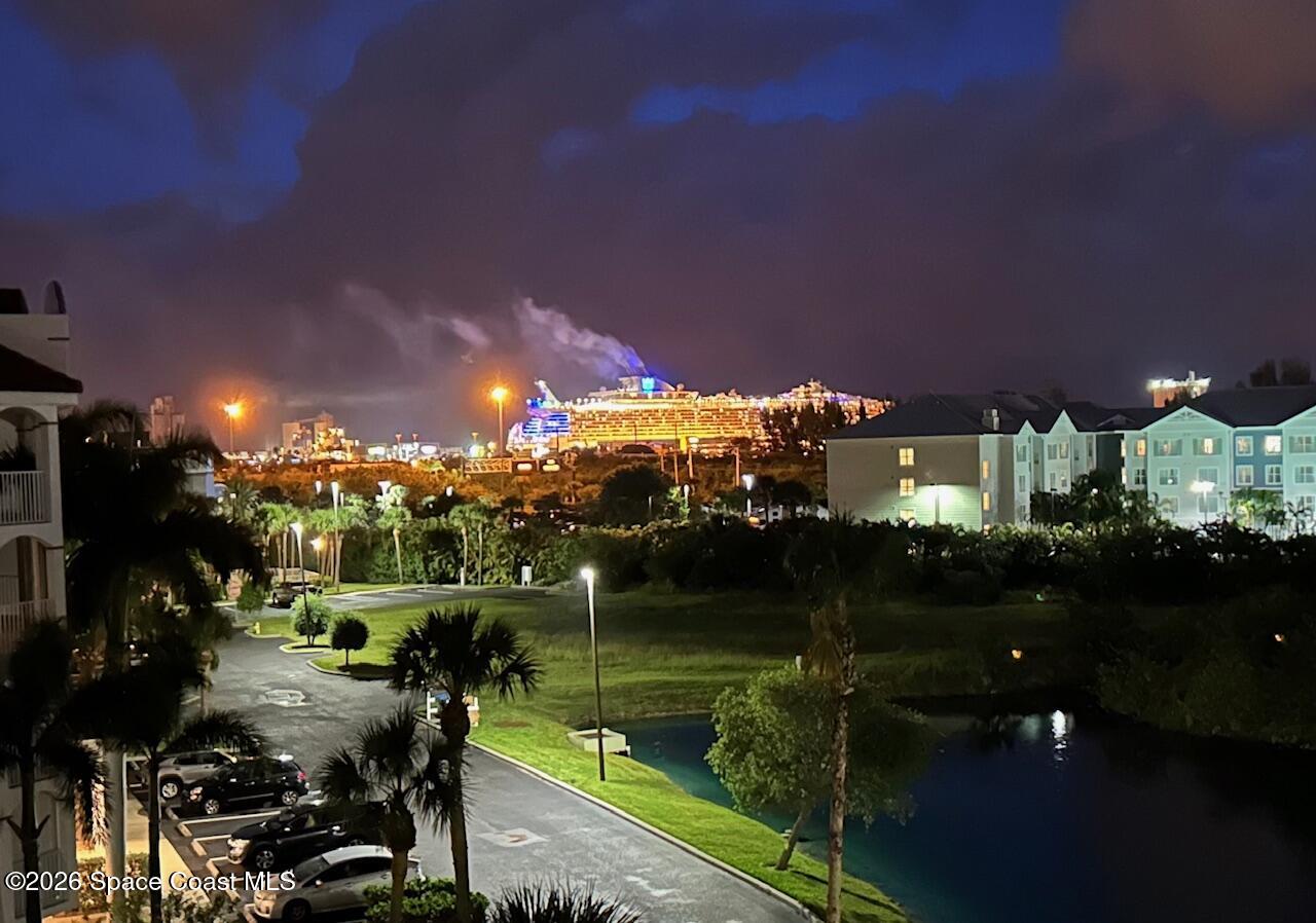 8903 Laguna Lane 503