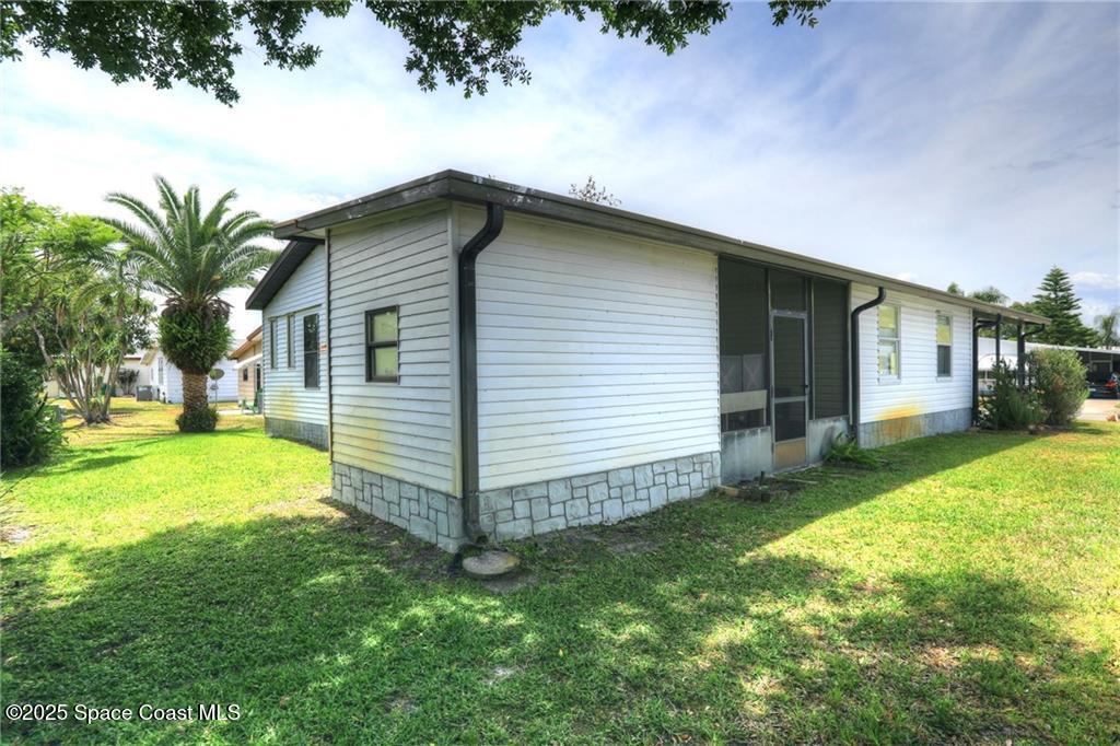 909 Dogwood Drive