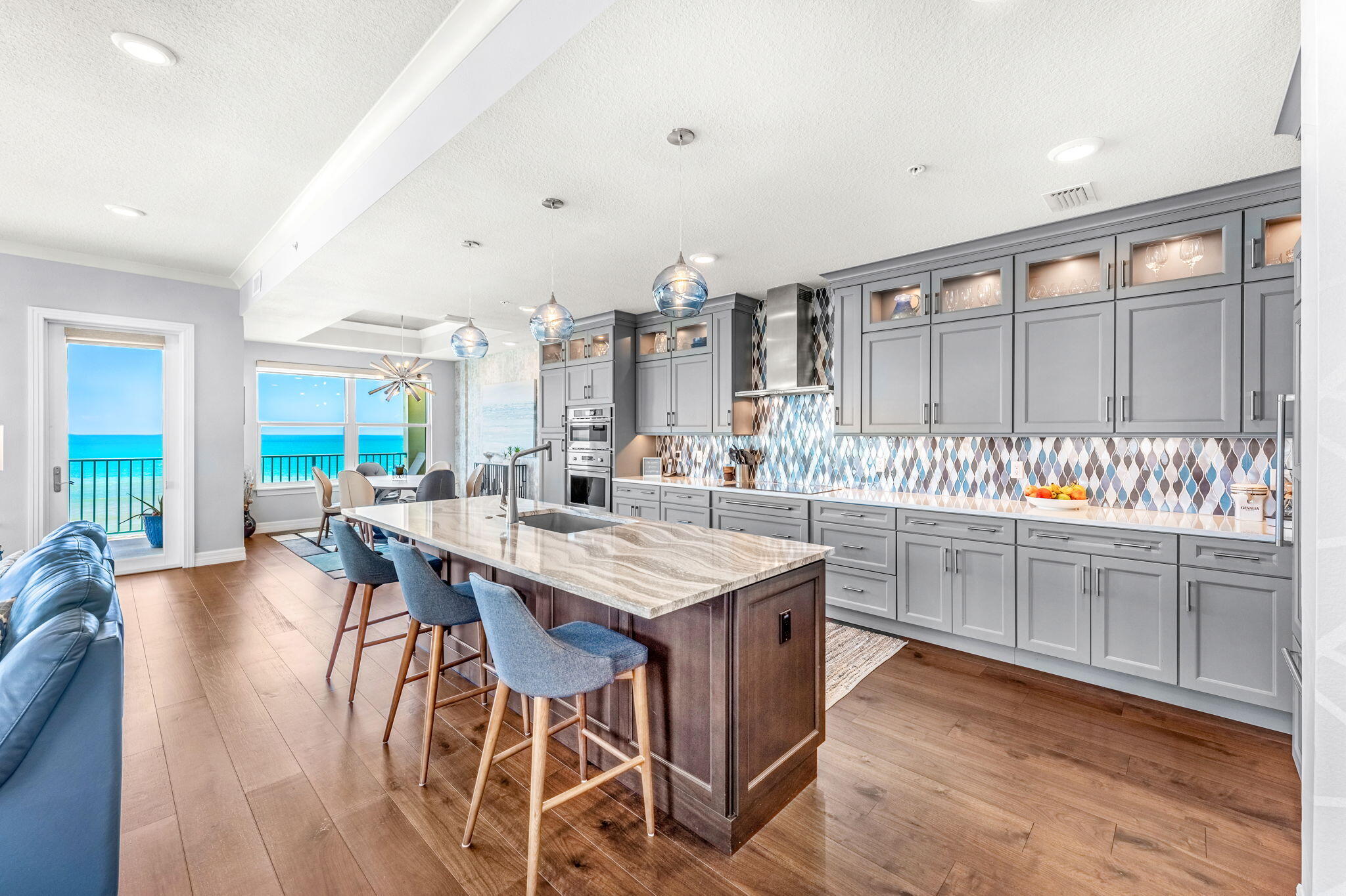 1725 N Highway A1A 401