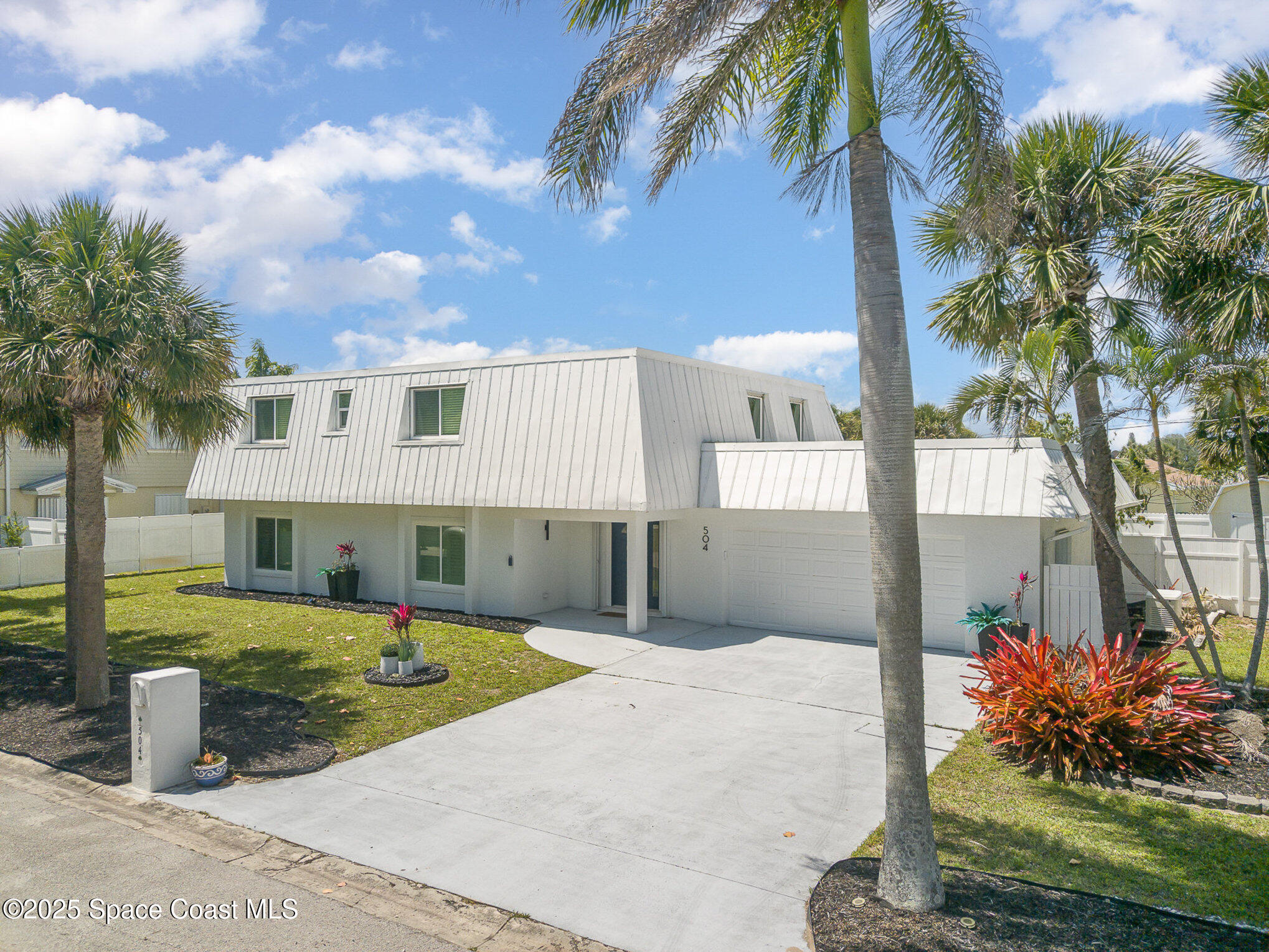 504 Colony Street
