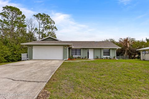 Photo of 1029 Big Horn Circle NW, Palm Bay, FL 32907 (MLS # 1072600)