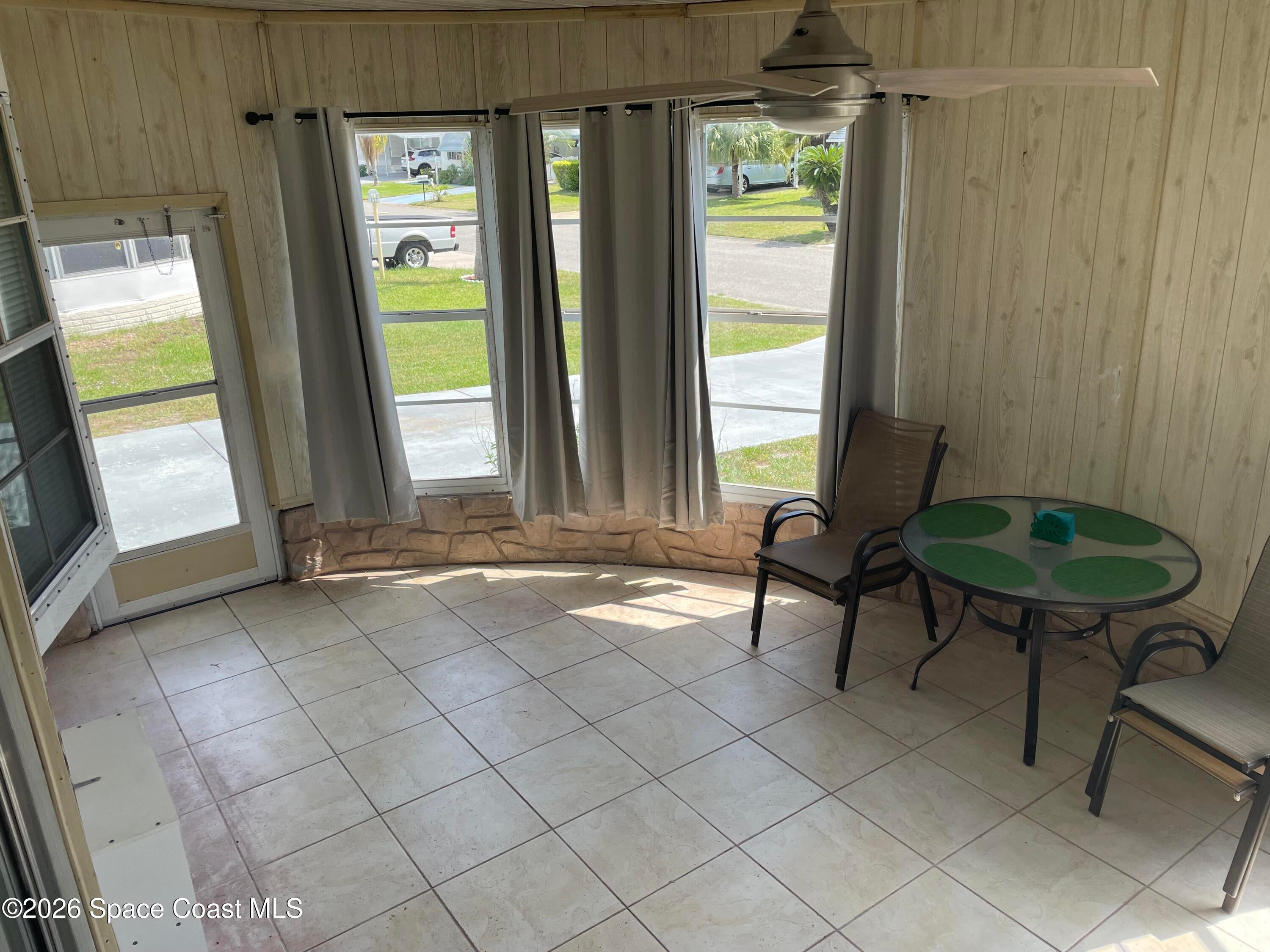 621 Oleander Circle