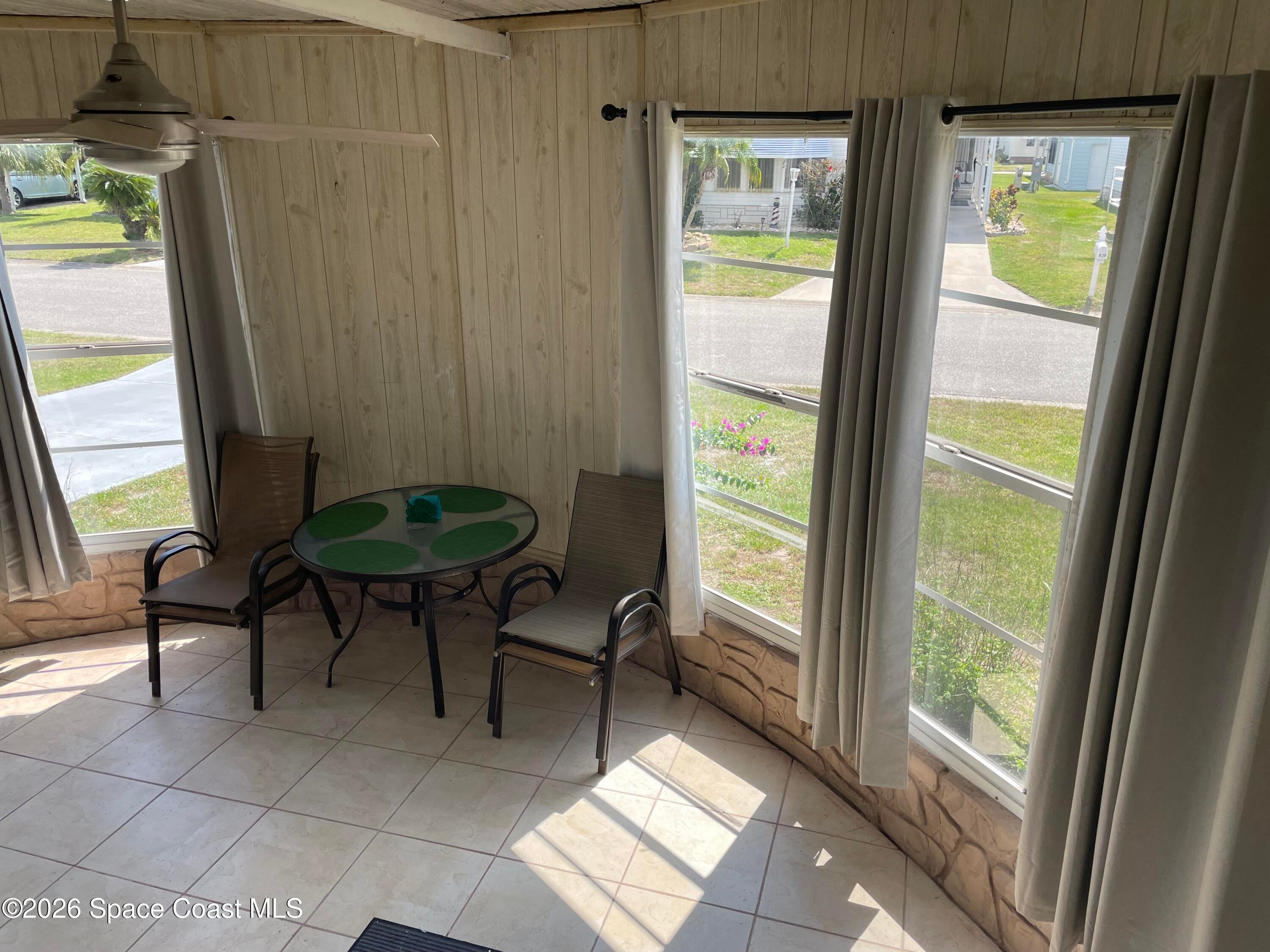 621 Oleander Circle
