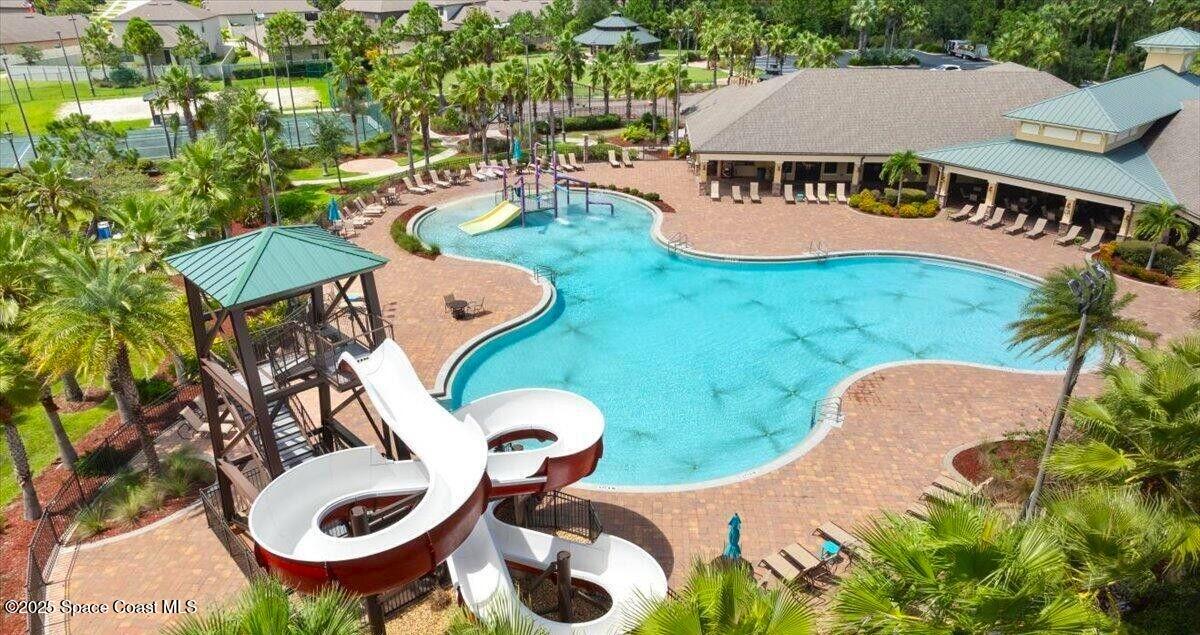 4047 Broomsedge Circle