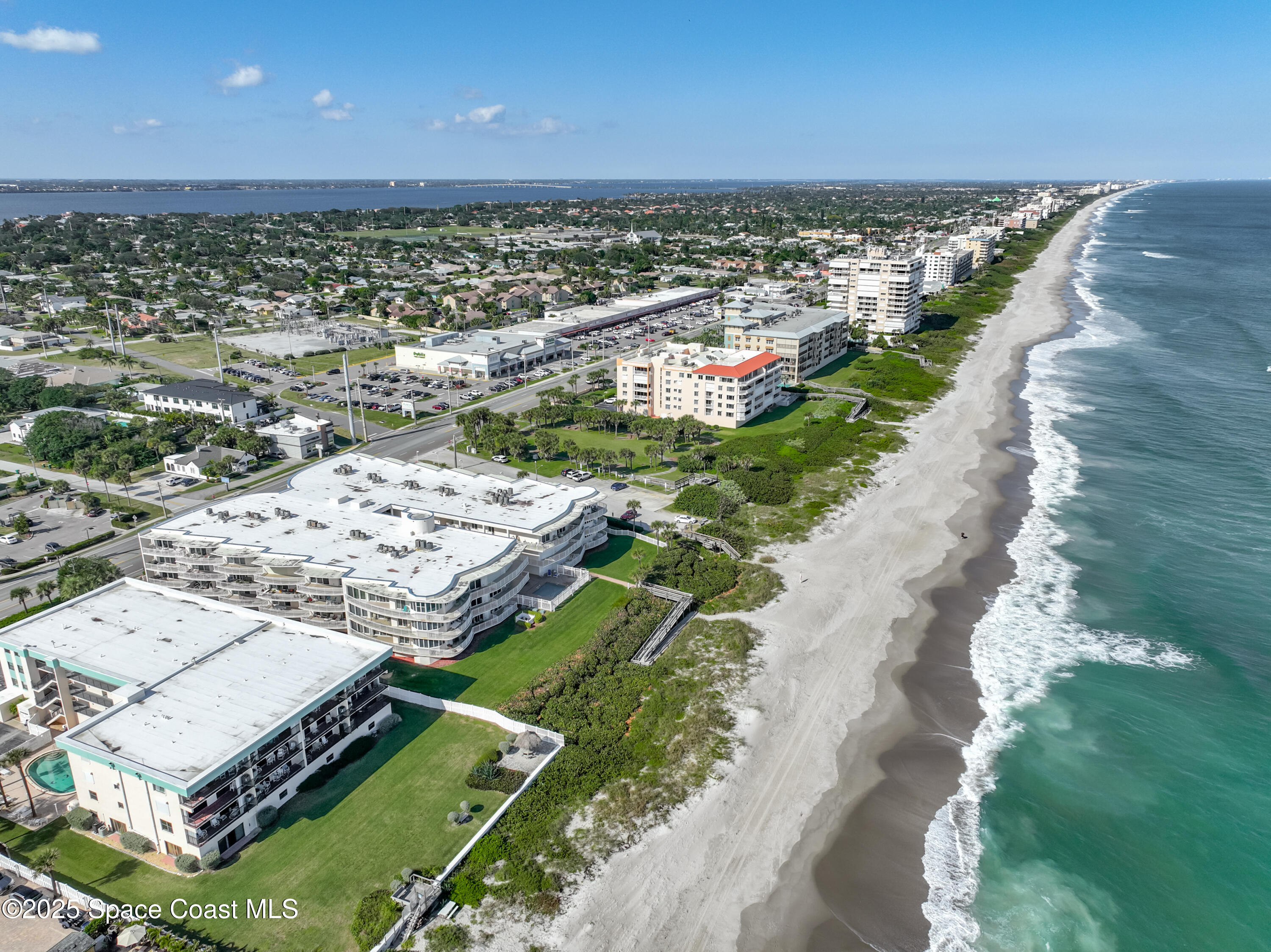 601 N Miramar Avenue 205