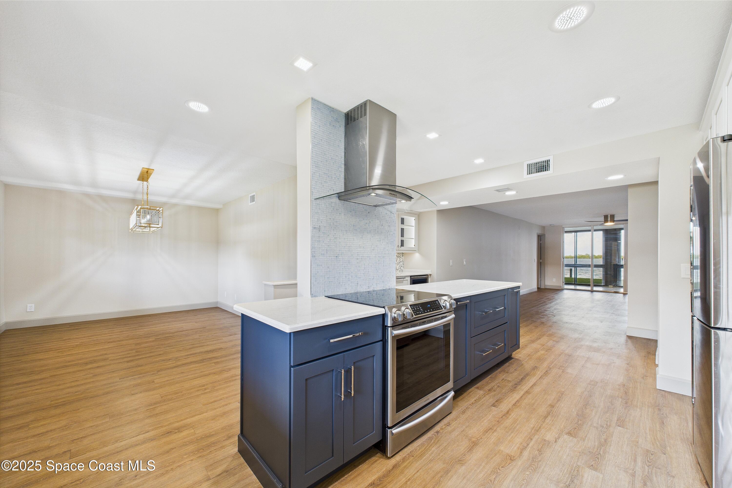 300 S Sykes Creek Parkway 106