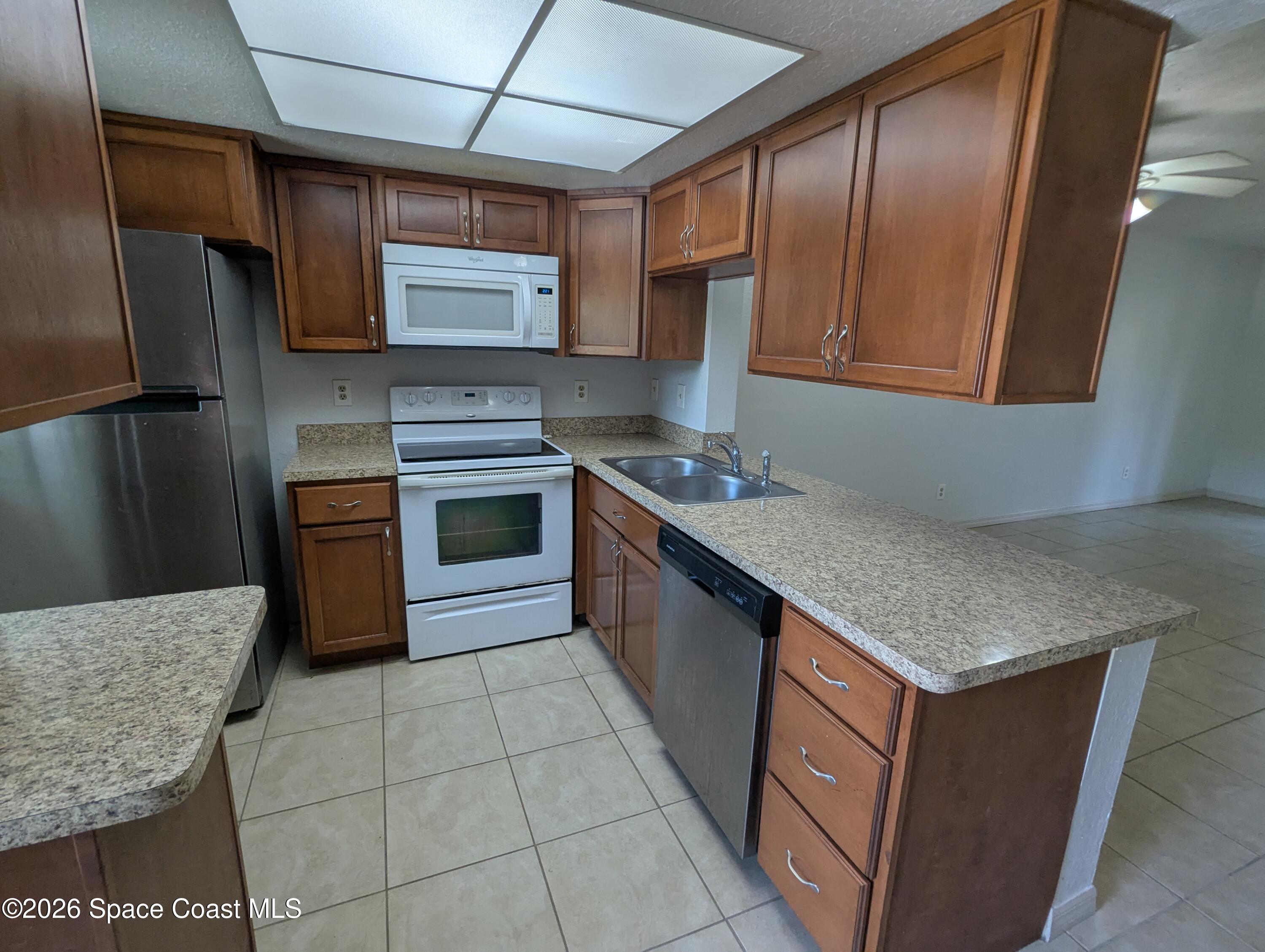 1600 University Lane 1504