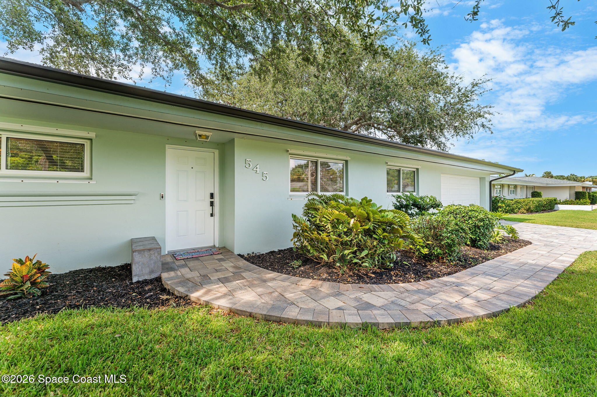 545 Seabreeze Drive