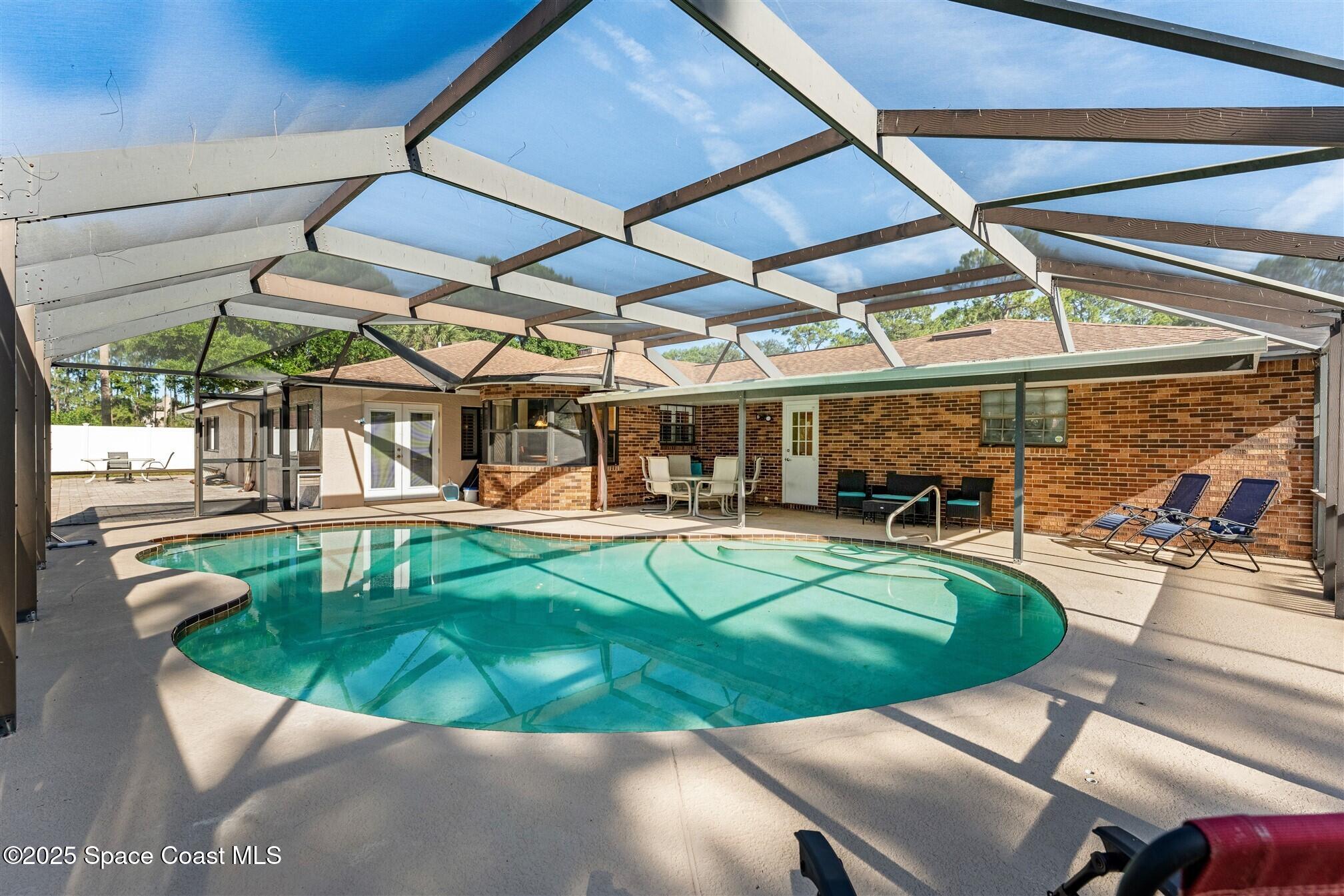8000 Pine Needle Lane