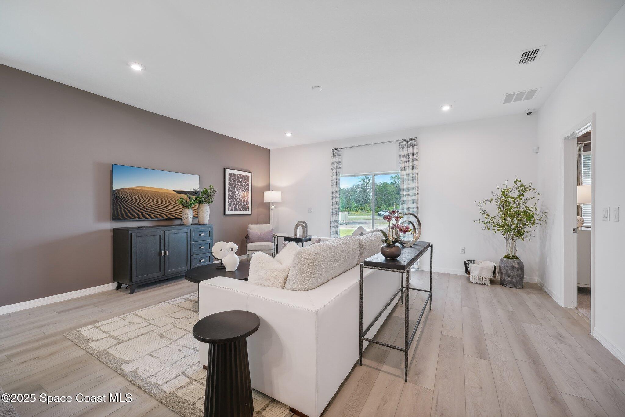 3430 Viridian Circle