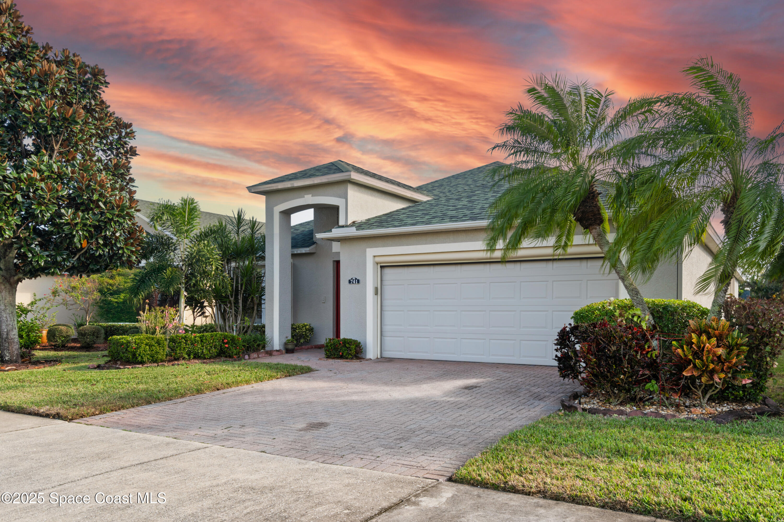 741 Indian Oaks Drive