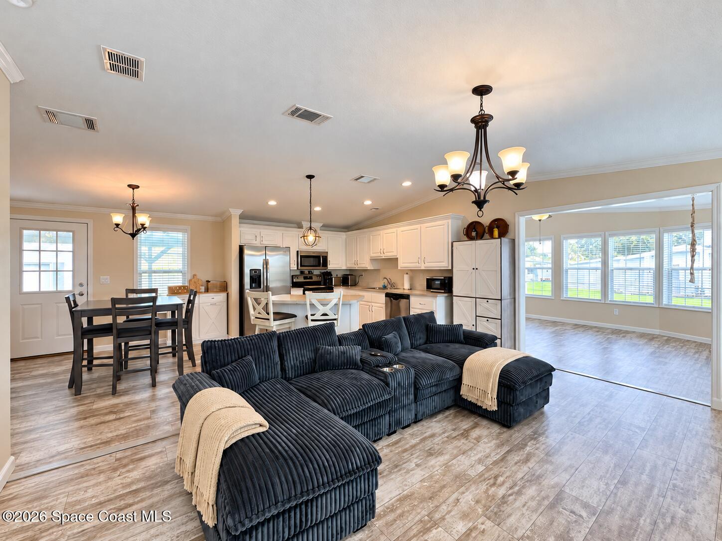 923 Vireo Drive
