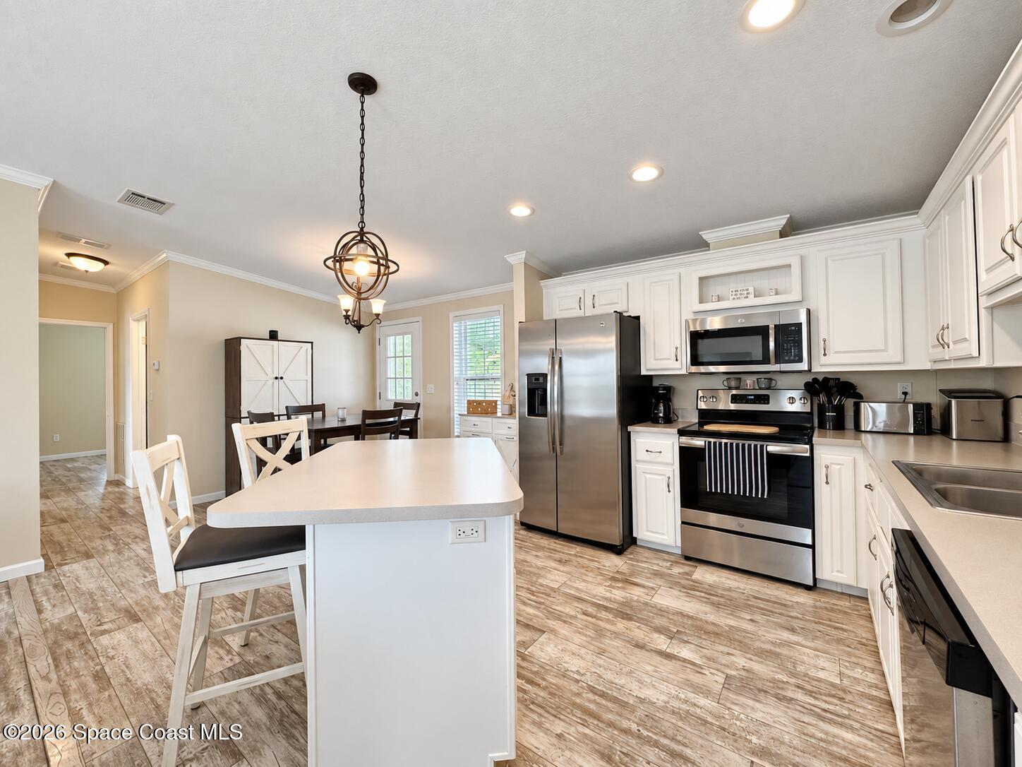 923 Vireo Drive