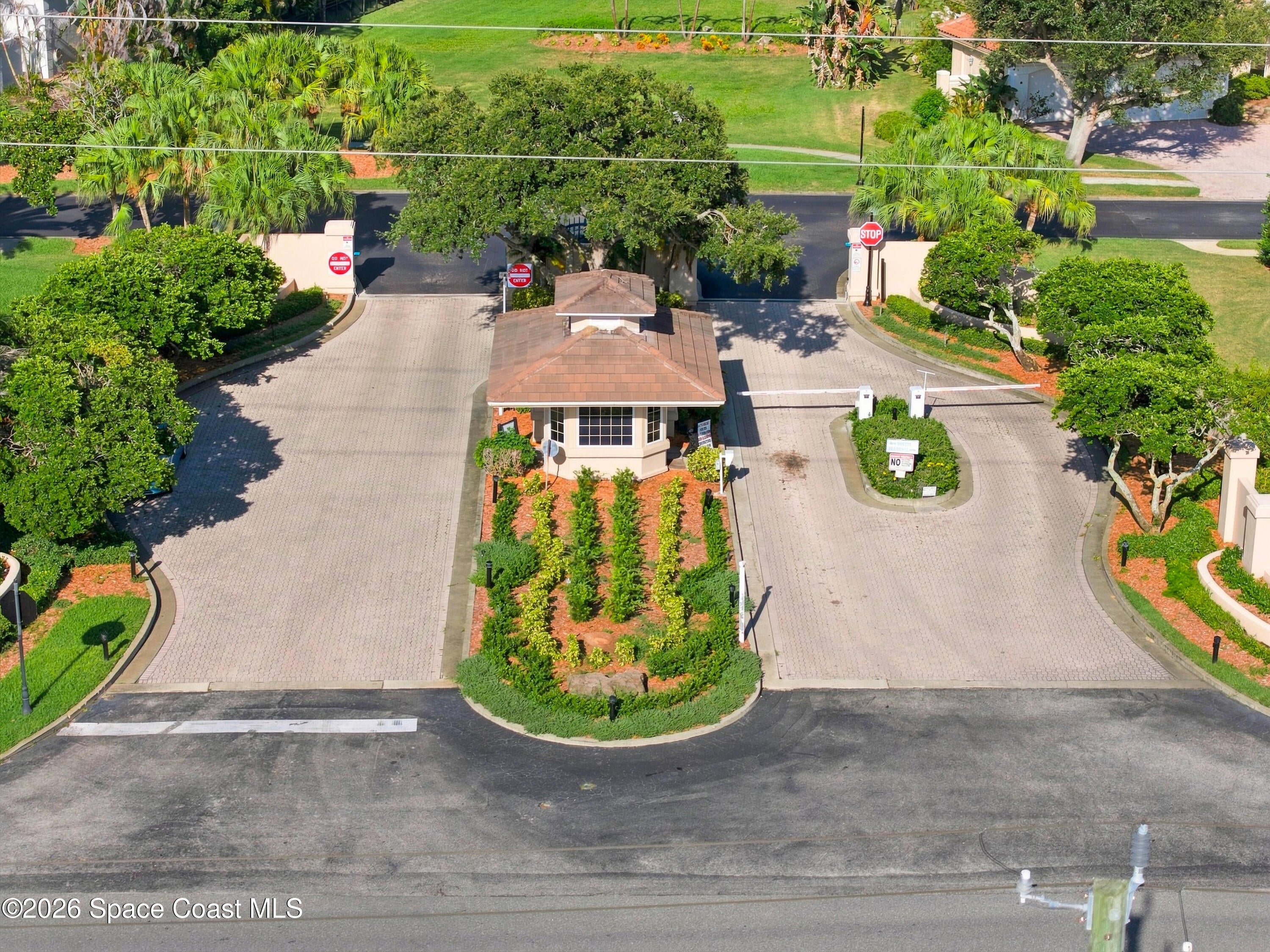 565 Newport Drive